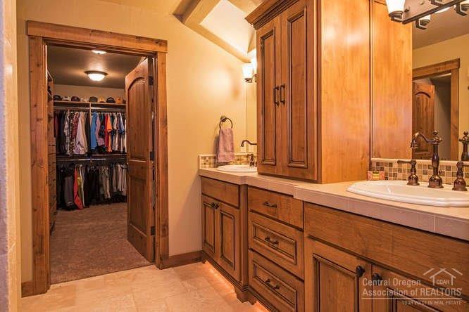 Fairway Crest Village - Residential