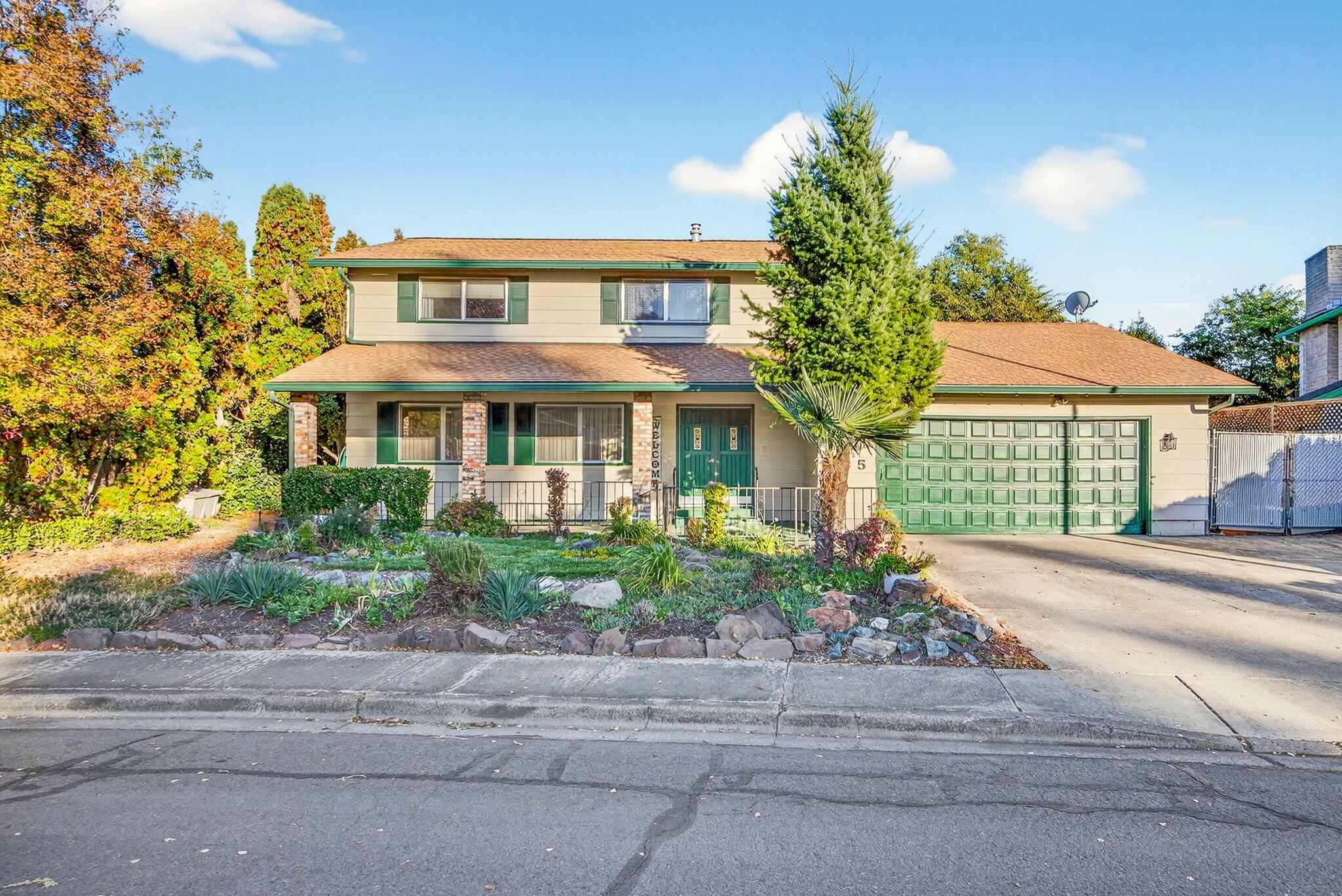OPEN HOUSE - 1/10/26 @12-2pm
Beautifully updated home in the Central Point School District with a private, landscaped backyard and in-ground pool! This spacious home offers 3 bedrooms, 3 full baths, and two living areas, ideal for entertaining or multi-generational living. The primary suite includes a private balcony overlooking the pool, while a cozy gas fireplace adds warmth to the family room. Enjoy sunny days by the pool and extra parking, including space for a small RV. Updates include laminate flooring, bathrooms with tile floors, rainfall shower and new vanities, fresh paint, upgraded vinyl windows, and a modern kitchen with marble counters, gas stove, and newer appliances (all included). Roof replaced 13 years ago; new black plastic and ducting under the house 8 years ago. Move-in ready with great schools, beautiful updates, and an inviting backyard retreat! Priced to sell!