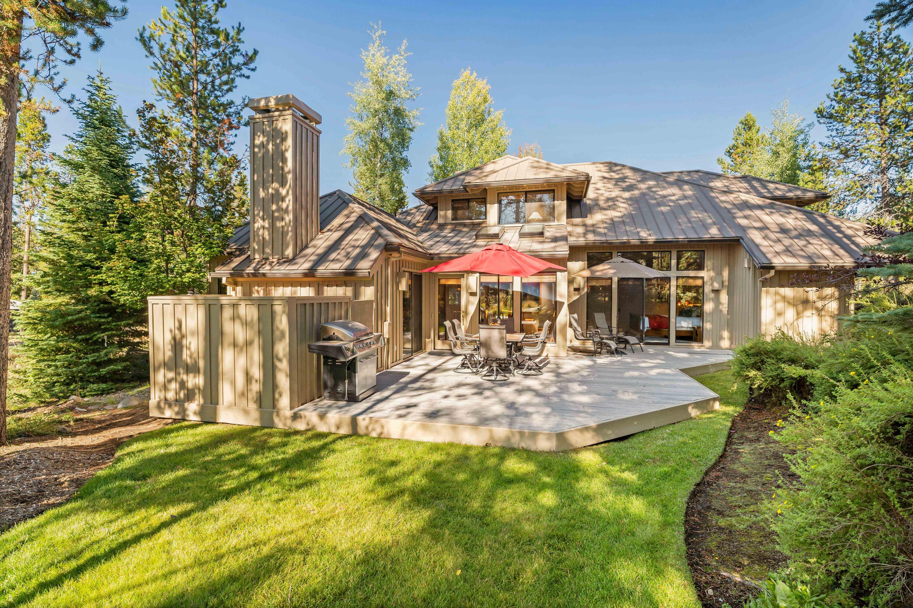 Fairway Crest Village - Residential