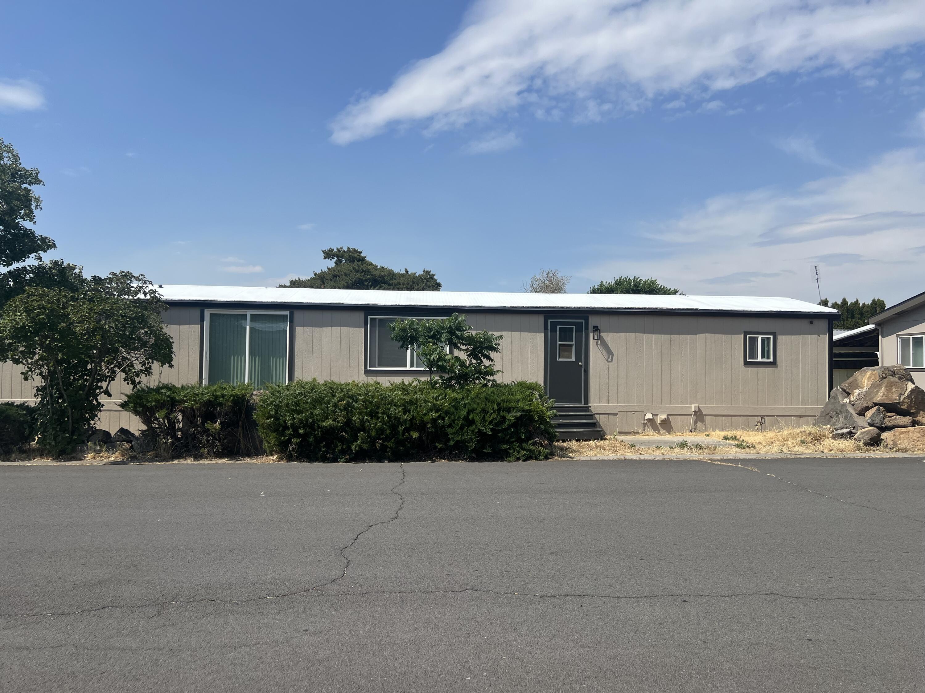 Motivated Seller, seller offering 2 months of space rent credit.
Welcome to this beautifully updated 2-bedroom, 2-bath mobile home located in a well-maintained park community. This home has been thoughtfully refreshed with new flooring, siding, Gutters, fresh interior and exterior paint, new windows, new toilets, and a new front deck and more—
Enjoy a spacious and functional layout with generous room sizes and great natural light throughout. The open living and dining area flows seamlessly into the kitchen, creating a comfortable space for both relaxing and entertaining.
Step outside and take advantage of the large parking area with plenty of space for multiple vehicles—perfect for guests or extra storage needs.

Located within walking distance to the canyon, you'll love having easy access to nature trails, scenic views, and peaceful outdoor spaces right in your neighborhood.

Don't miss this opportunity to own a clean, modernized home in a friendly and convenient park setting.
