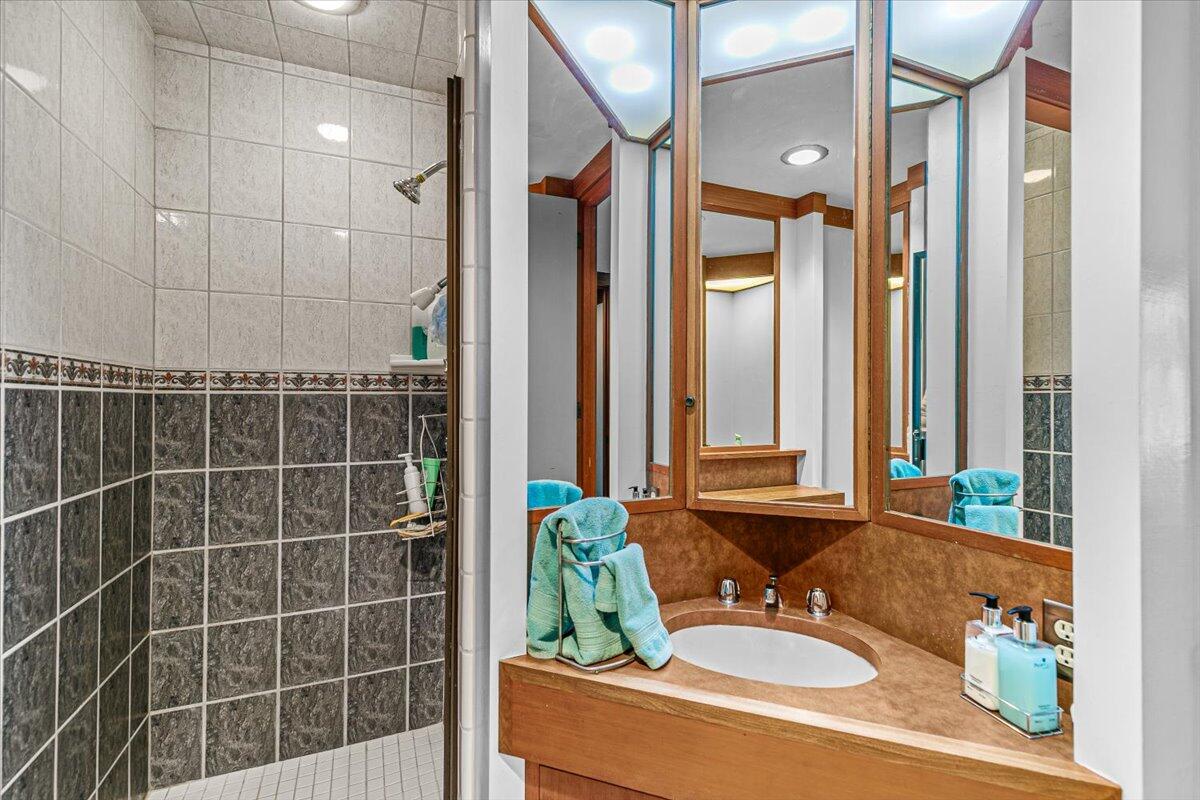 Rogue Valley Estates Subdivision - Residential