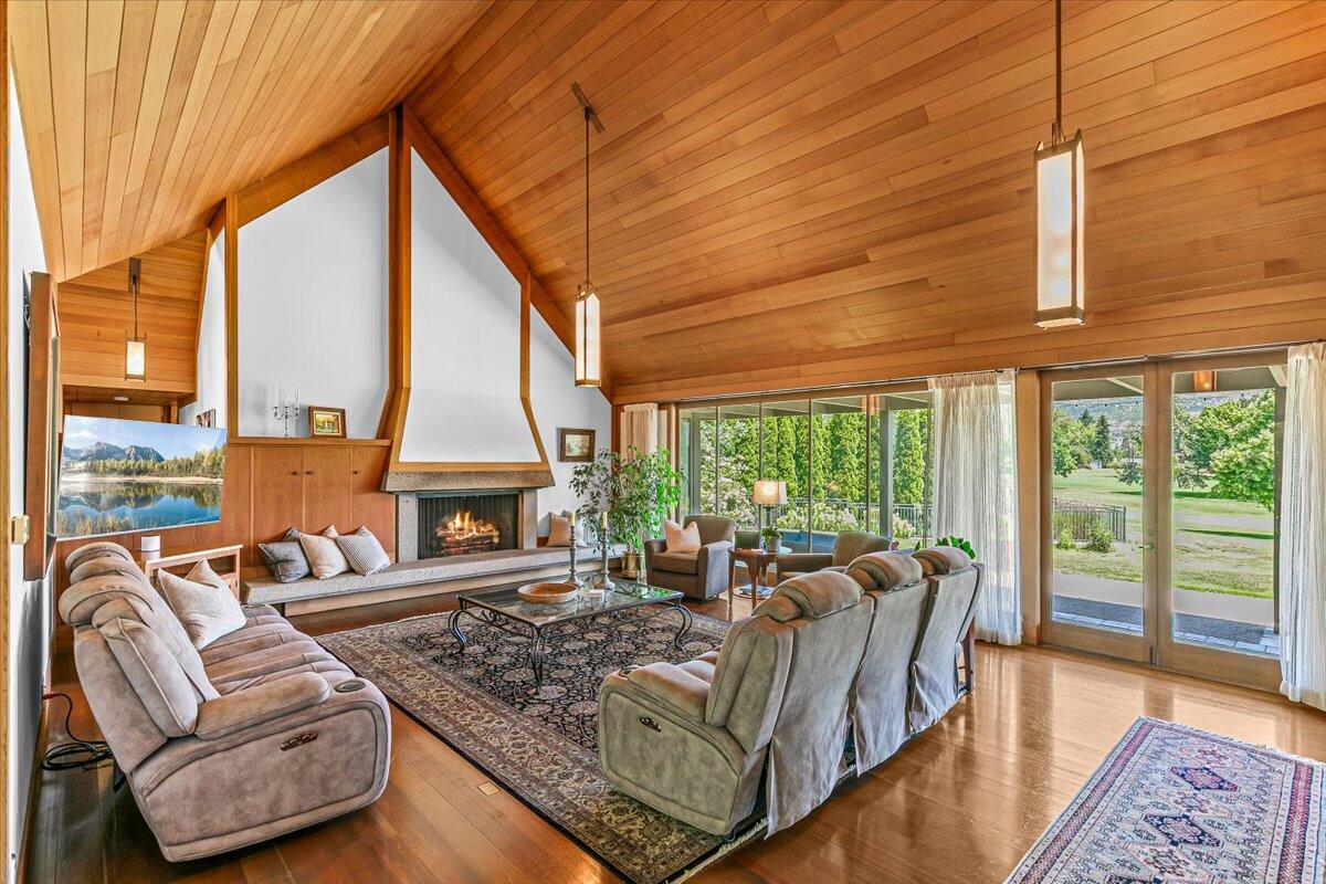 Rogue Valley Estates Subdivision - Residential