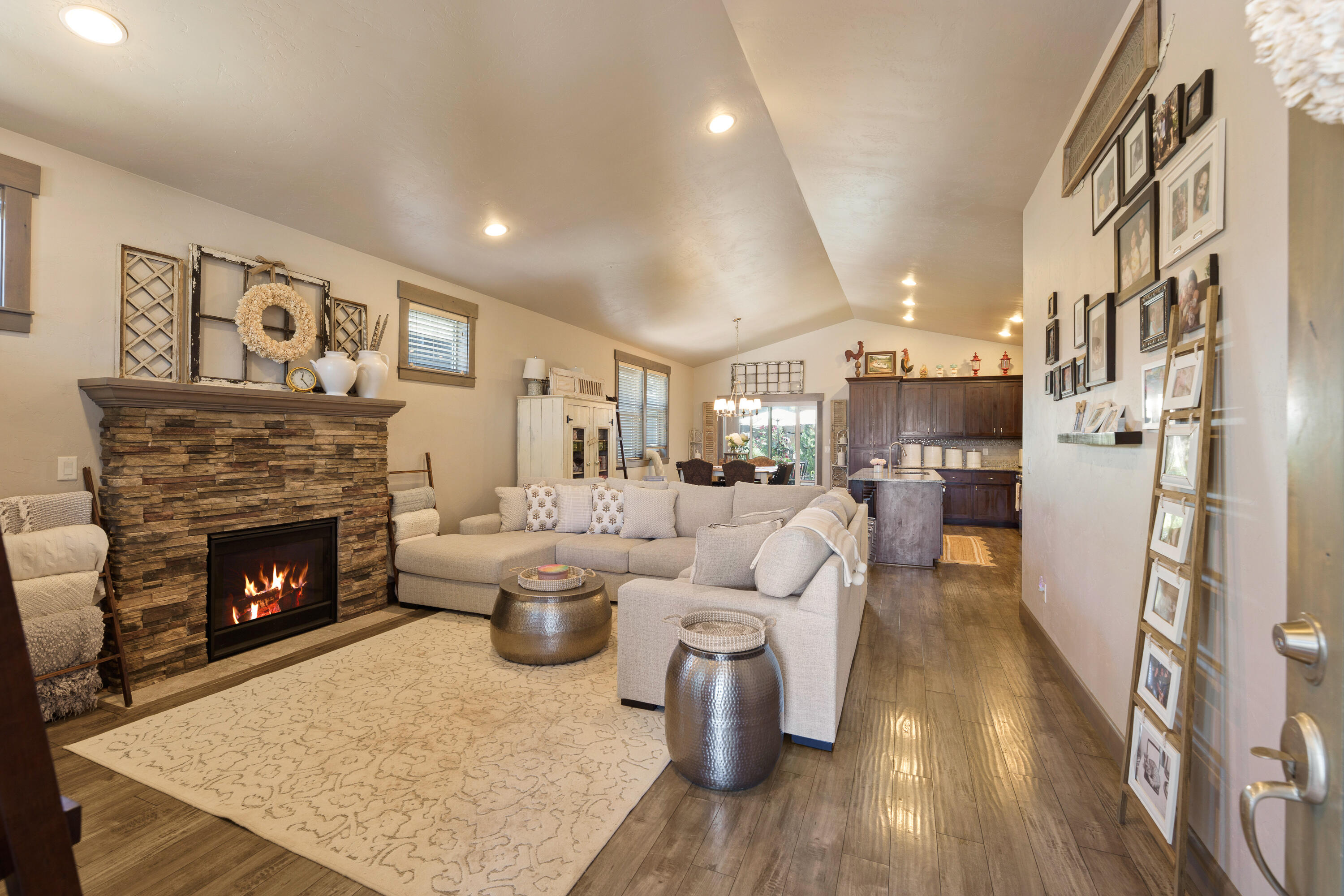 Hidden Hills - Residential