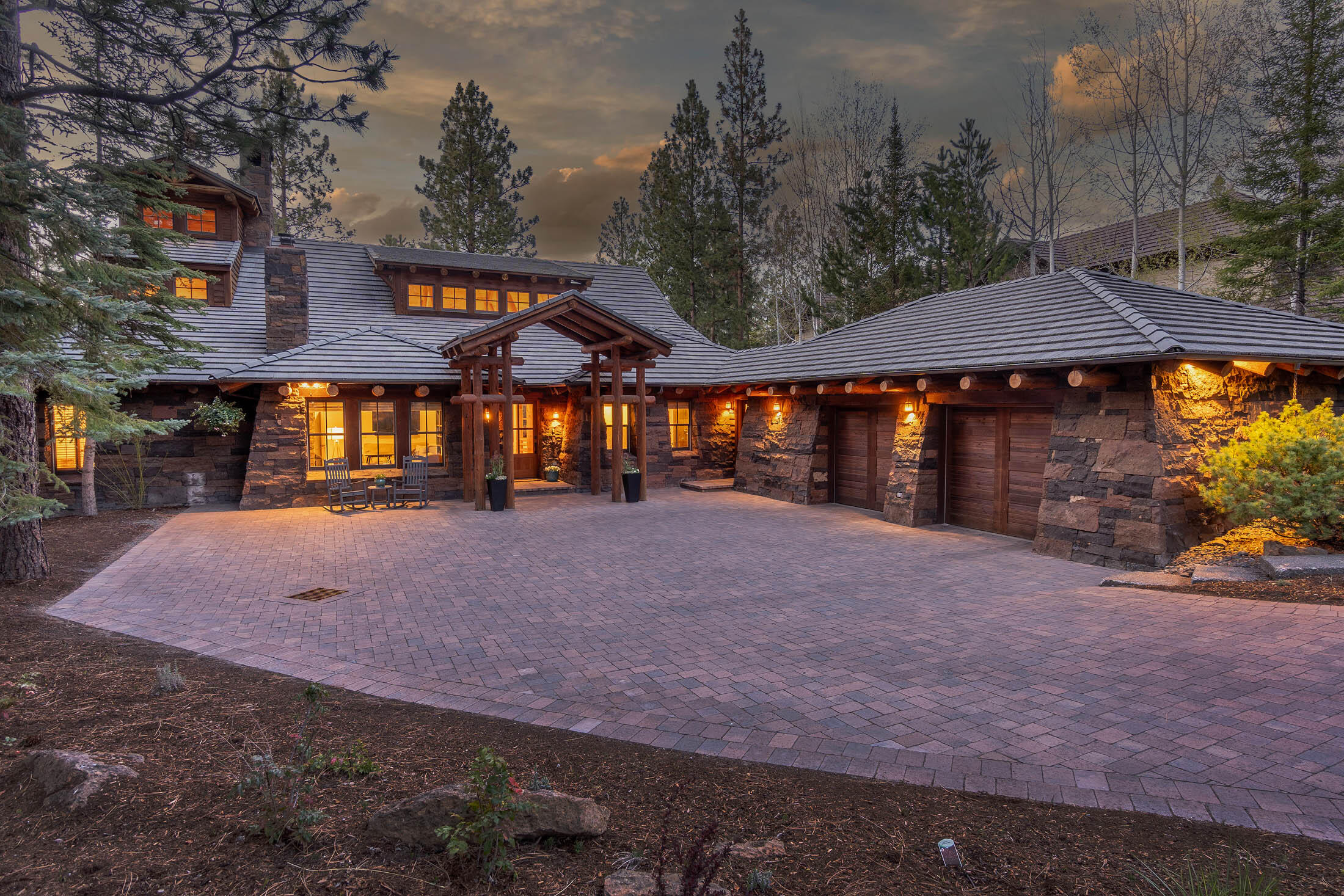 Broken Top - Residential