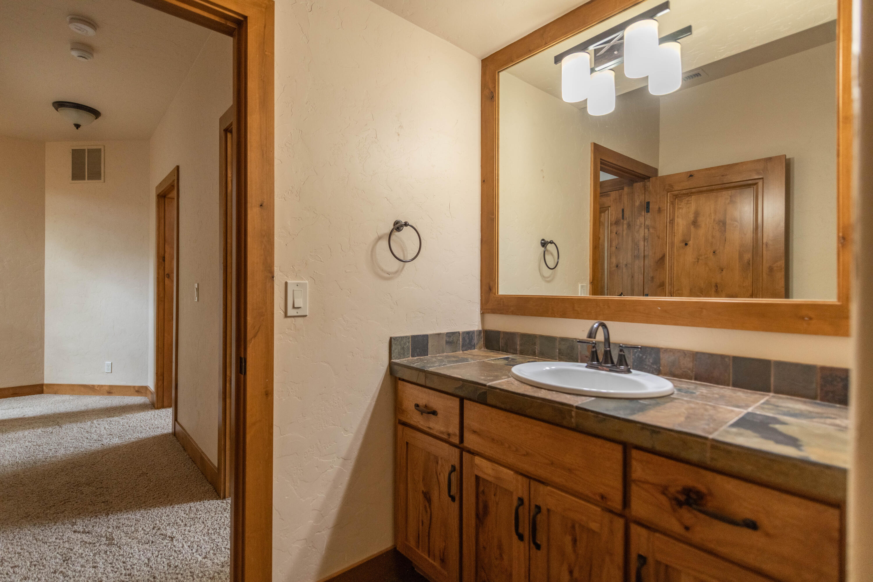 Skyliner Summit - Residential
