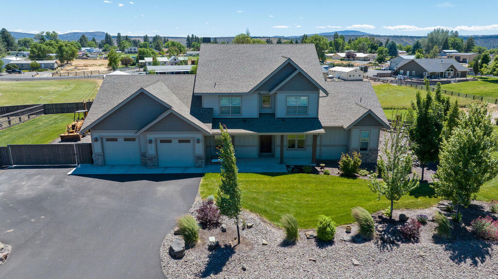 Saddle Ridge - Residential