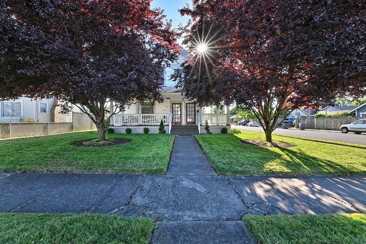 Welcome to this impressive and spacious 2100sf duplex in a quiet and centrally located neighborhood, perfectly situated on a large corner lot that offers an abundance of street parking. Inside, this property boasts numerous recent major updates and has been well-maintained, and outside, you'll find mature landscaping that adds to the charm and curb appeal. 
The bottom unit features 2 bedrooms and 1 bathroom, while the top unit offers 1 bedroom and 1 bathroom. Each unit has its own separate entrance and utilities, providing privacy and convenience. Natural light fills every room, creating a warm and inviting atmosphere throughout.
Don't miss the opportunity to own this beautifully updated duplex!