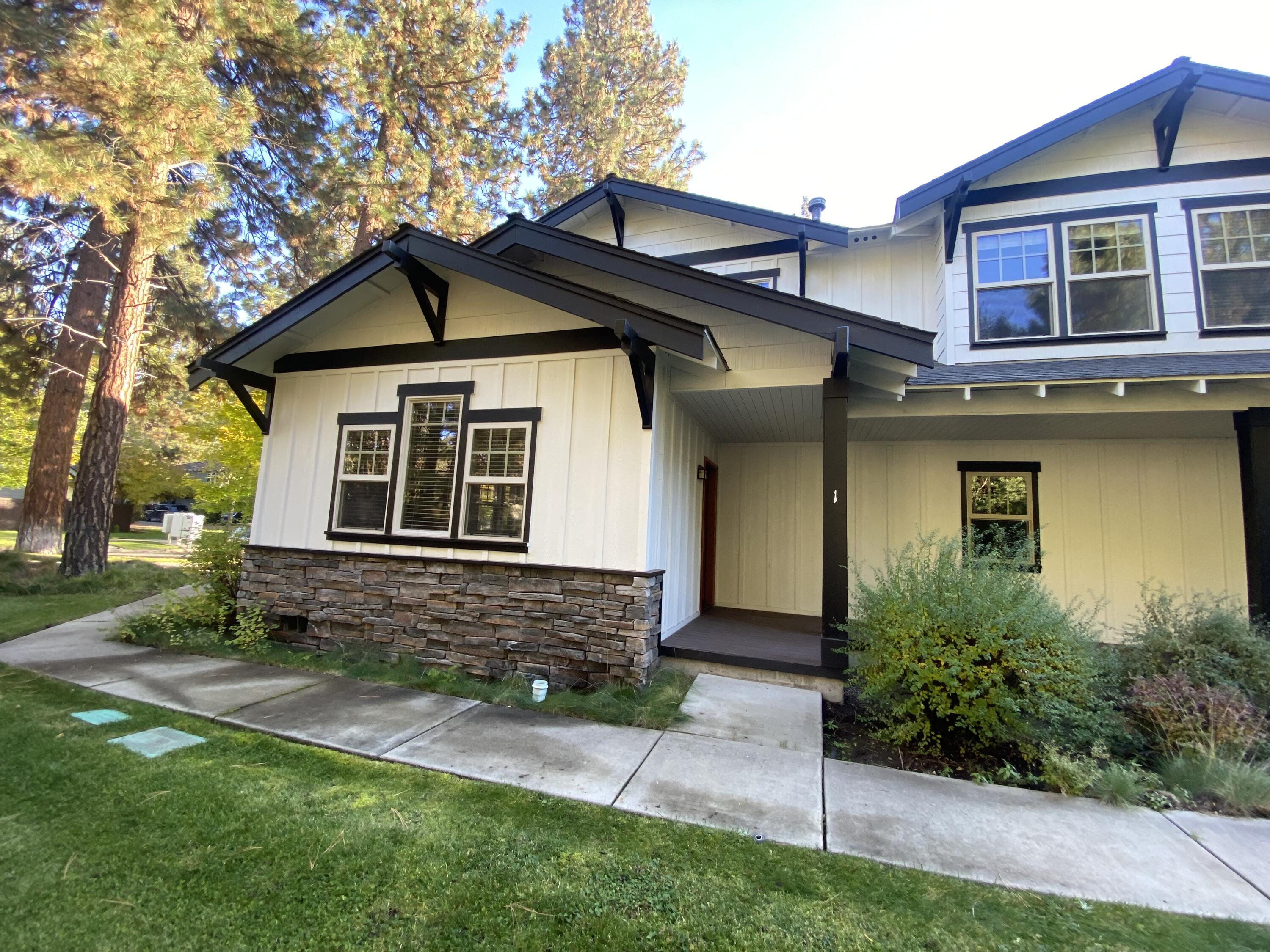 NorthWest Crossing - Residential Income