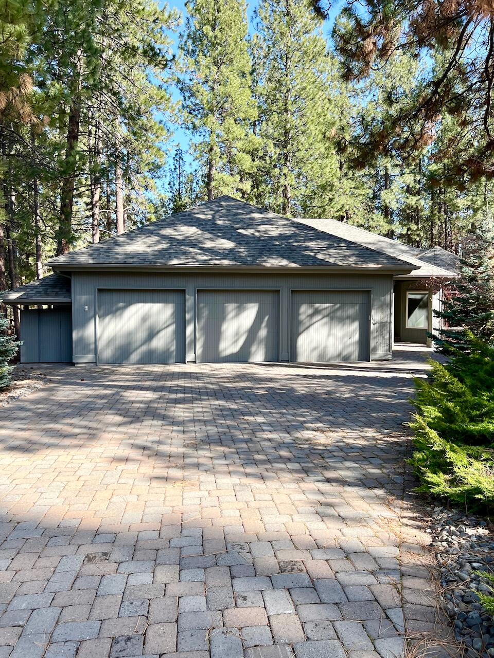 7th Mtn Golf Village - Residential