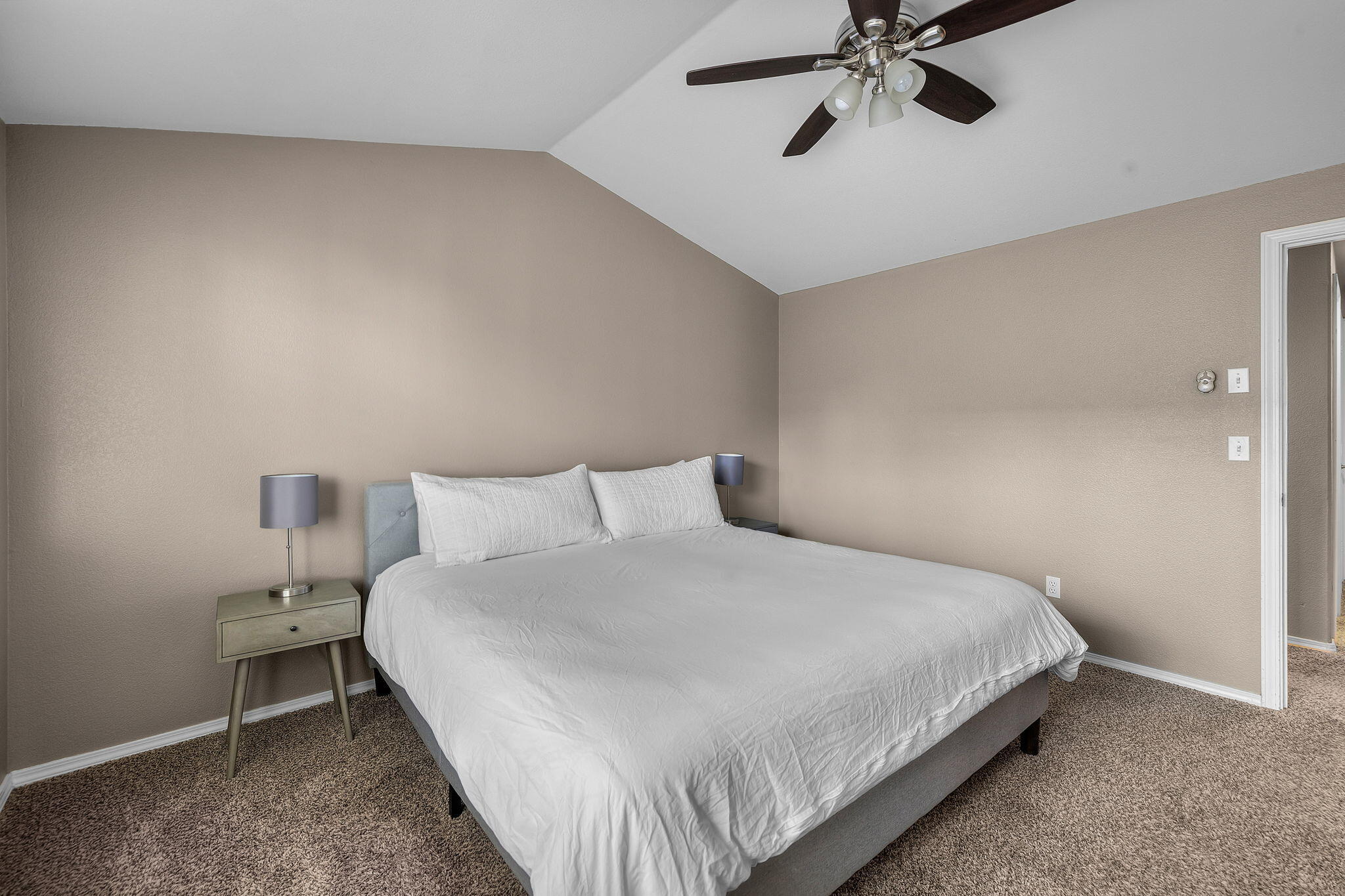 Elkhorn Estates - Residential