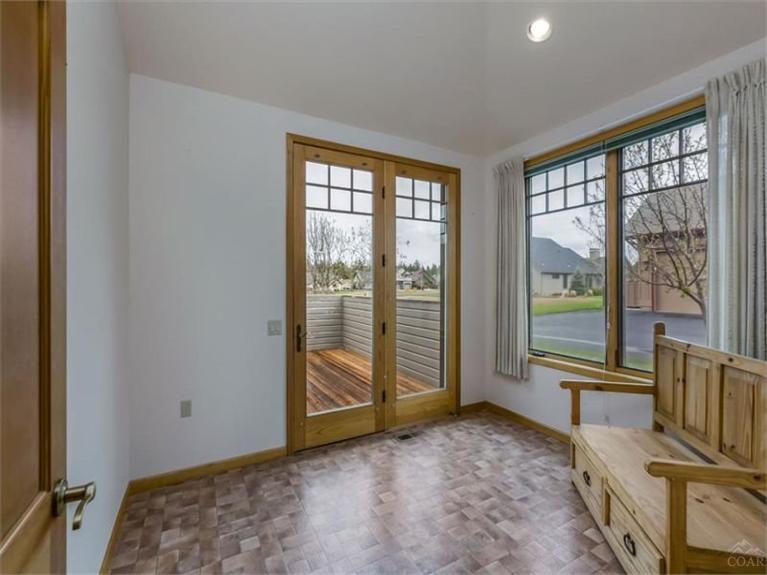 Pine Meadow Vill - Residential