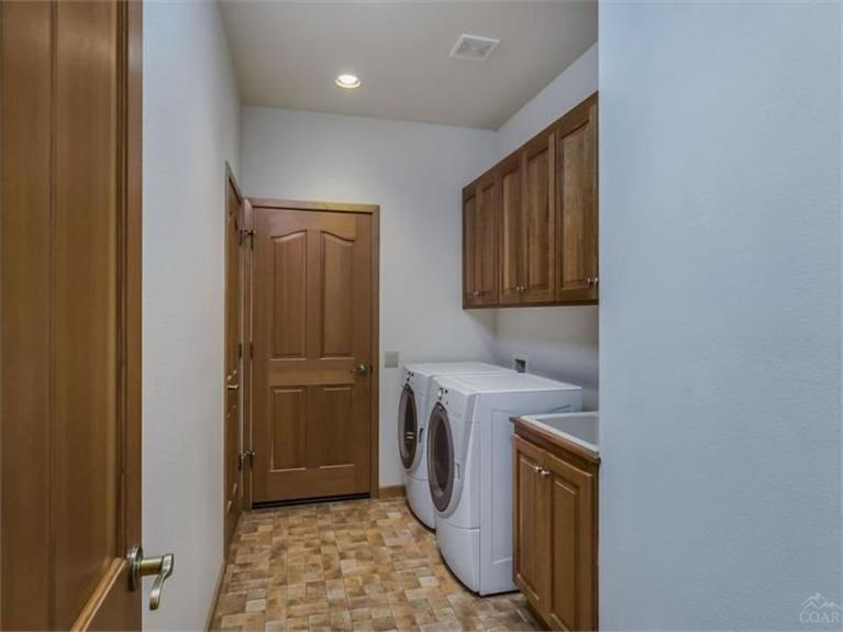 Pine Meadow Vill - Residential