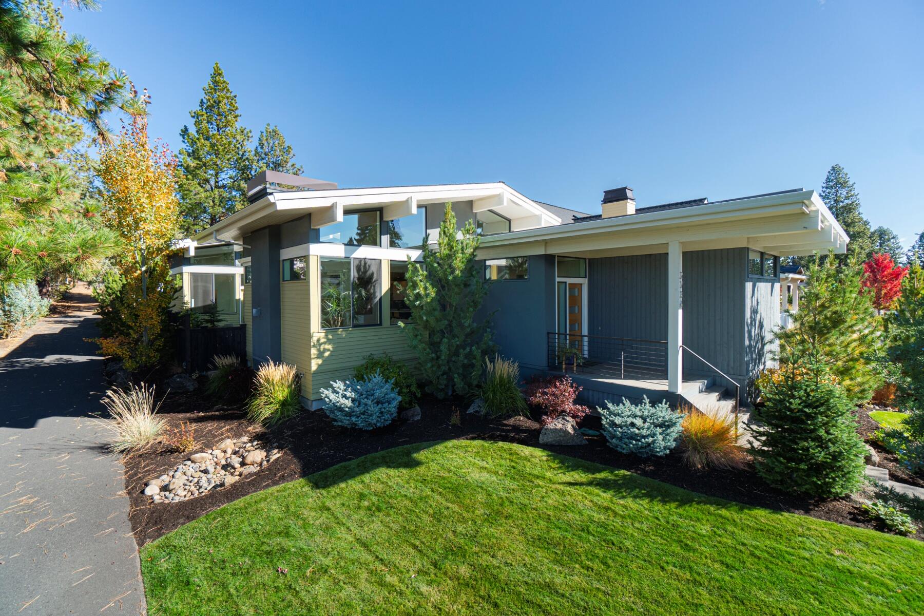 This light filled single level home just moments from Discovery Park & all that can be enjoyed in NWX. This is an open concept floor plan w/ high ceilings & respectable separation between the 2 guest rooms & primary bedroom & office. The kitchen offers space to entertain guests w/ the flexibility of using the courtyard as an indoor/outdoor space. The windows in the primary are facing south sunlight for consistent warm light to shine through. The 3 car garage & space to park outside the garage is a must see! This lot is adjacent to the trail system allowing more separation from neighbors and access to all westside living offers.