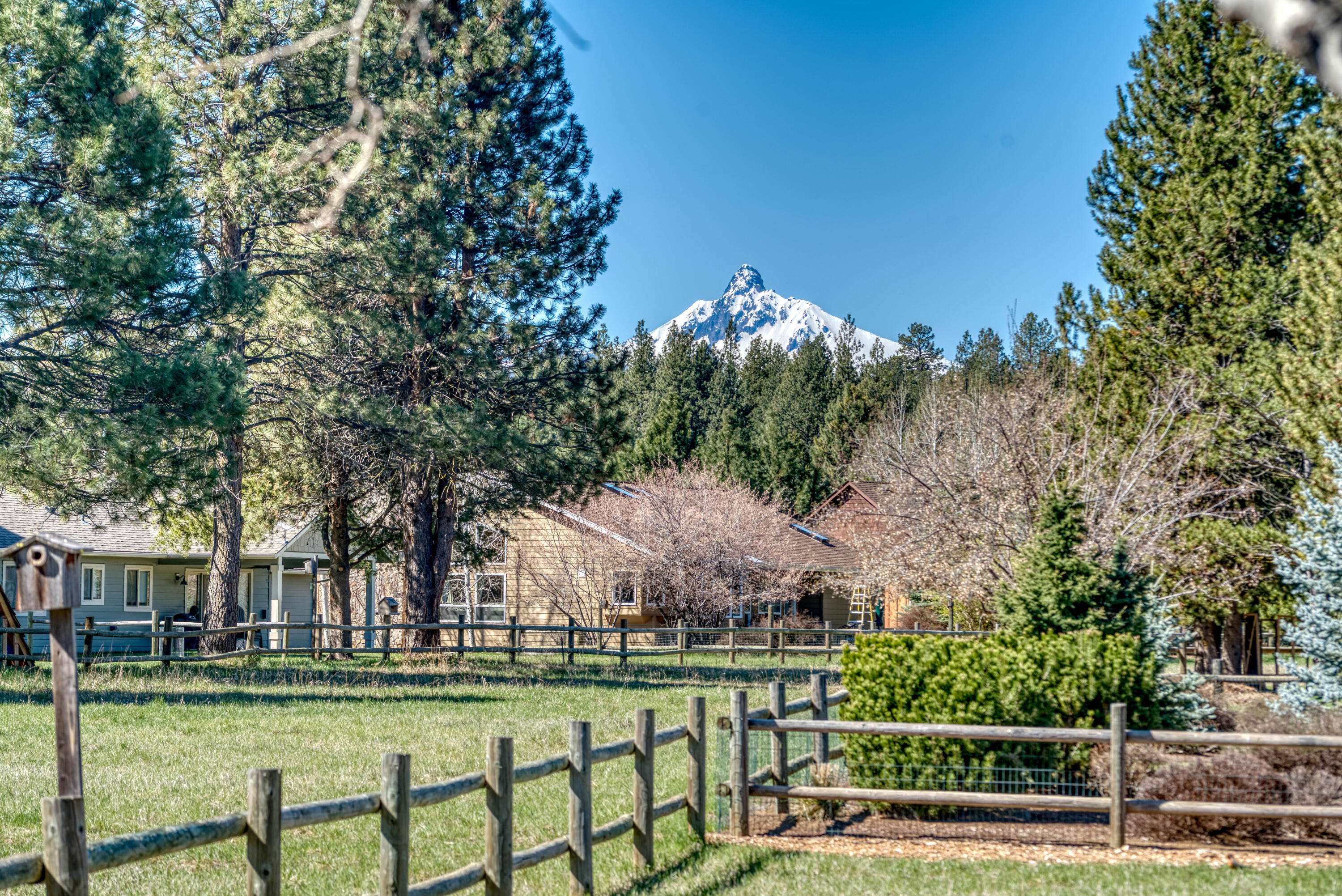 Metolius Meadows - Residential