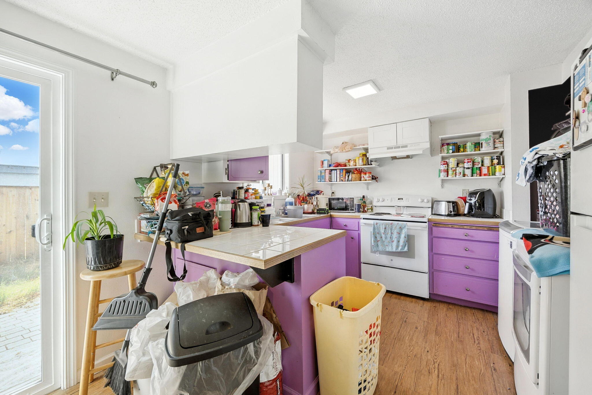 April Addition To The City Of Phoenix - Residential Income