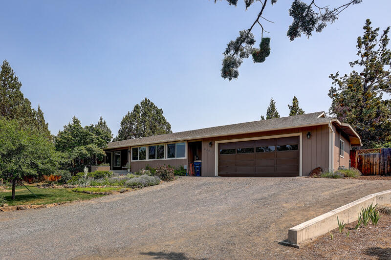 Private Bend Location Ranch Rambler on Half Acre! Wonderful single level 1827sf custom 4Bd/2Ba home, big covered front porch, tiled entry & extensive wood-lam flooring, Great Room w/window seat, open dining/kitchen w/new Gas R/O, pantry, separate family/rec room, 4th Bed makes a great office, master suite w/direct access to back deck, tiled vanity & large tiled shower, laundry room w/wash basin, upgraded vinyl thermal windows, attached 2+ car garage w/great storage, finished & insulated + wash basin, large driveway w/RV-Trailer parking, huge fenced backyard w/storage building & greenhouse, 9-zone sprinklers & new exterior paint in 2019!