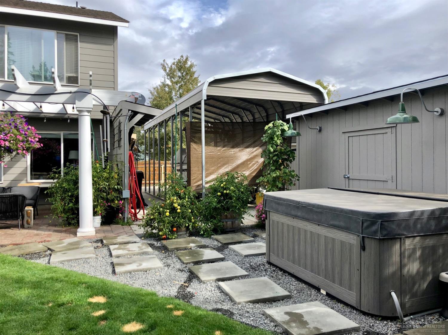 Terrango Glen - Residential