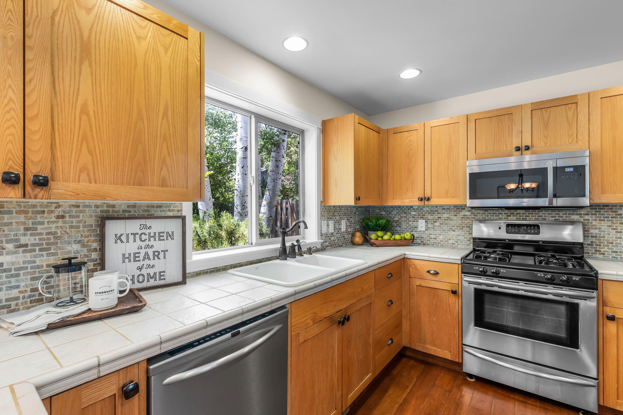 Hawks Ridge - Residential