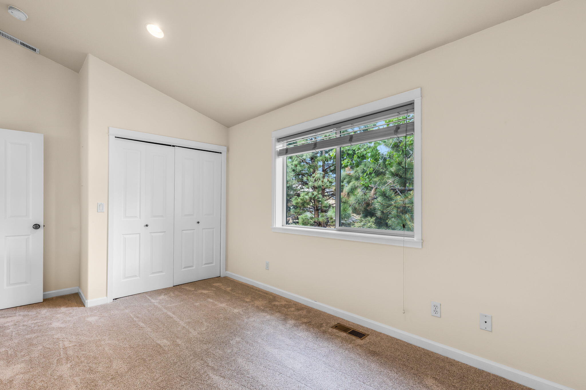 Hawks Ridge - Residential