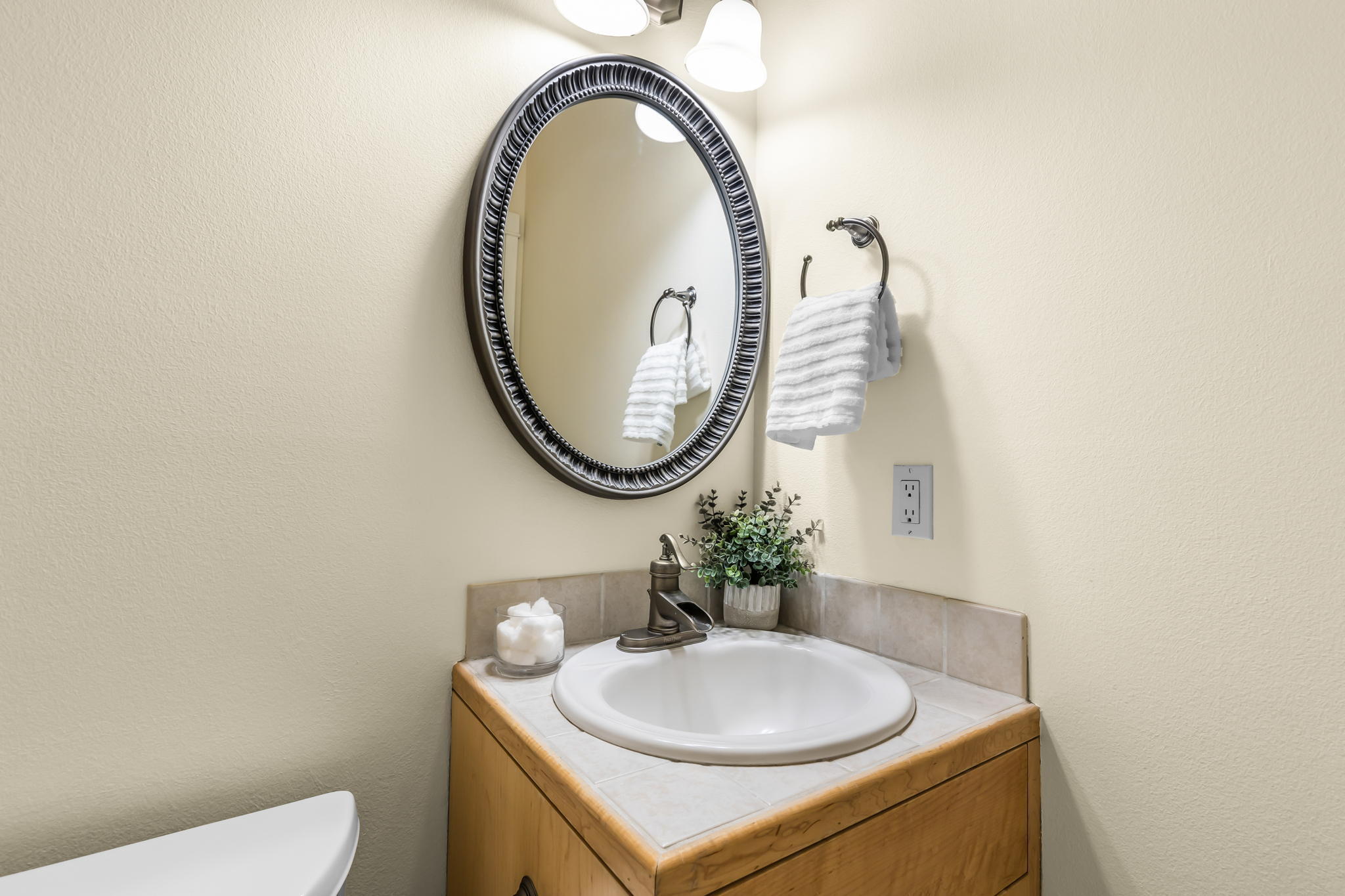 Hawks Ridge - Residential