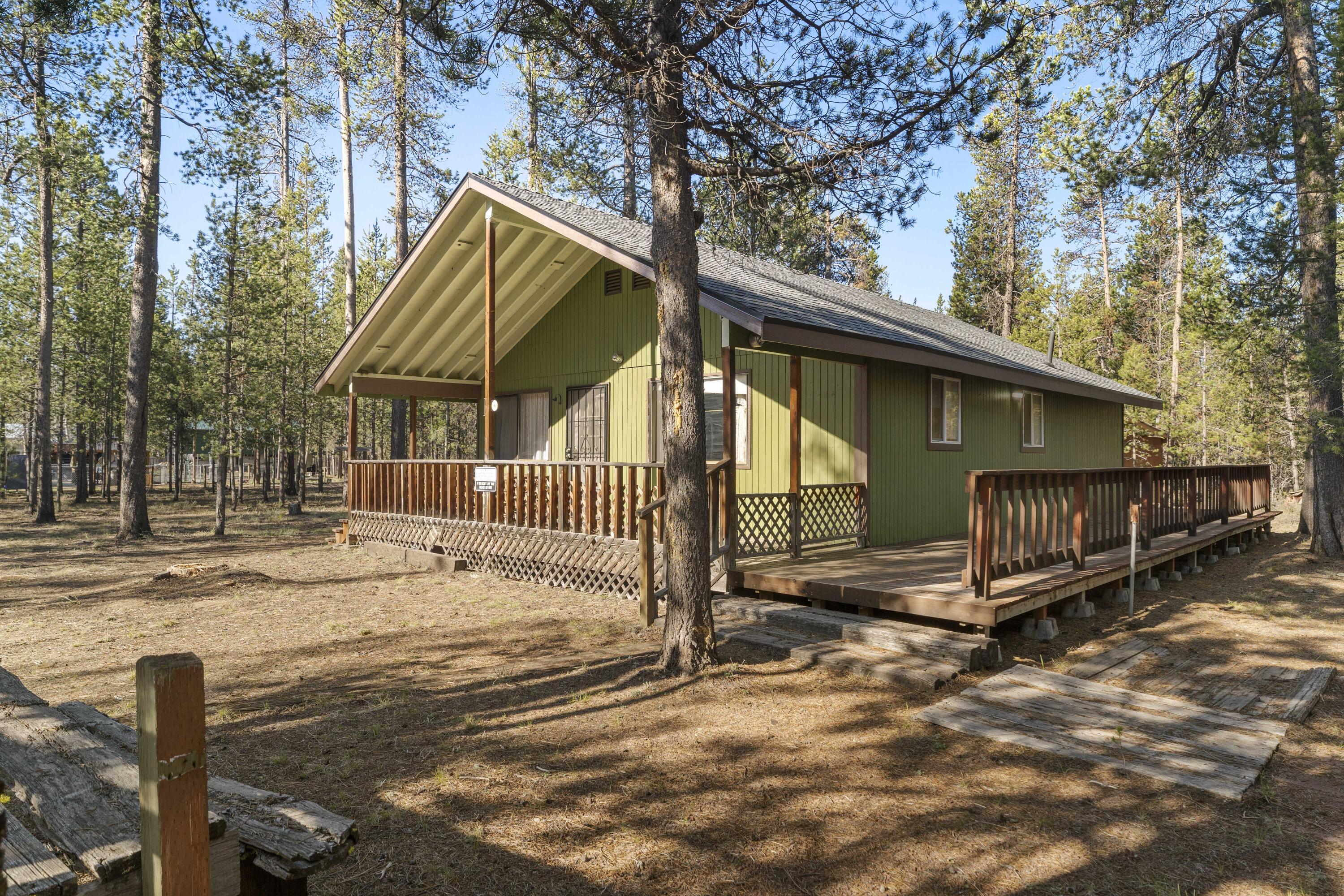 Charming stick built home close to downtown La Pine! New roof, new hot water heater, and other misc. maintenance done this spring. This property would make the perfect starter home or vacation cabin. Close to Paulina lake, East Lake, and the cascade lakes hwy. Call your favorite realtor and come see today!