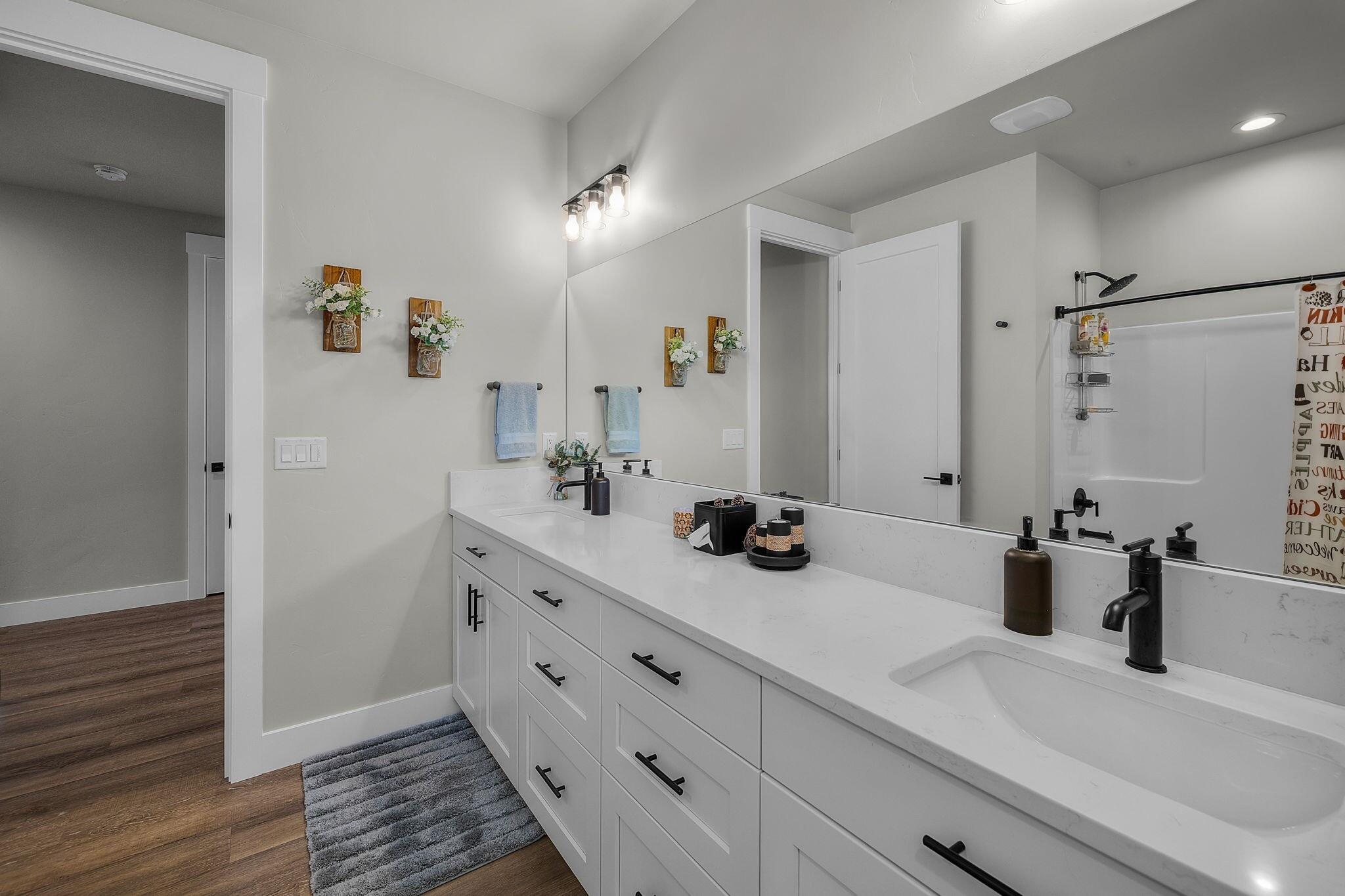 Redtail Ridge - Residential