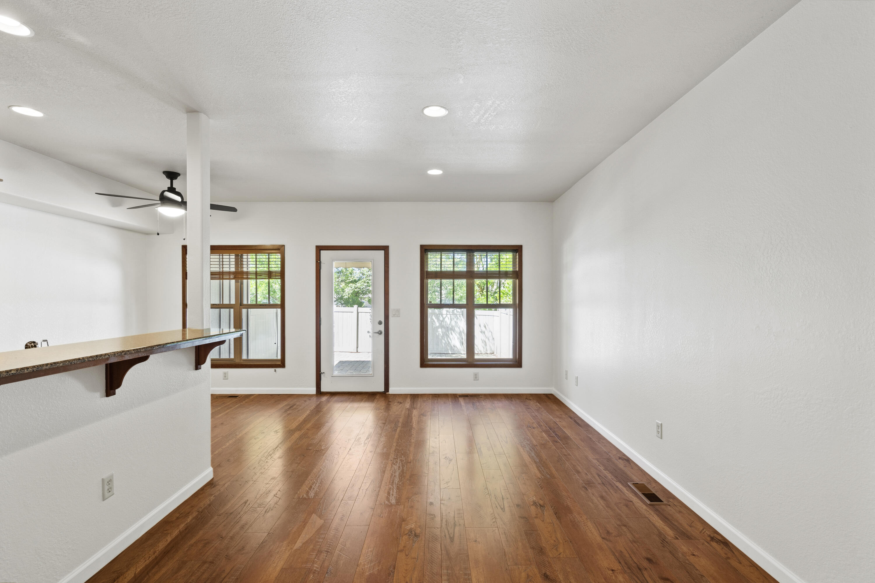 Alderwood Townhomes - Residential