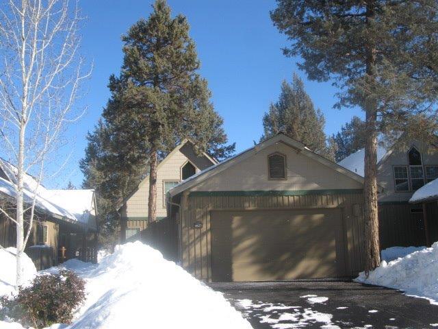 Furnished Chalet at Running Y with double garage and great view, one of a kind opportunity. The master suite boasts private bath and walk-in closet with open loft to main level. Features include floor to ceiling rock fireplace with slate hearth, hot tub, pine ceiling and window trim, slate entry, bath and kitchen flooring, gas cook top, bonus pantry/storage. Peek view of the lake-nature is your backyard! Personal items and eagle and electronics not included in sale.