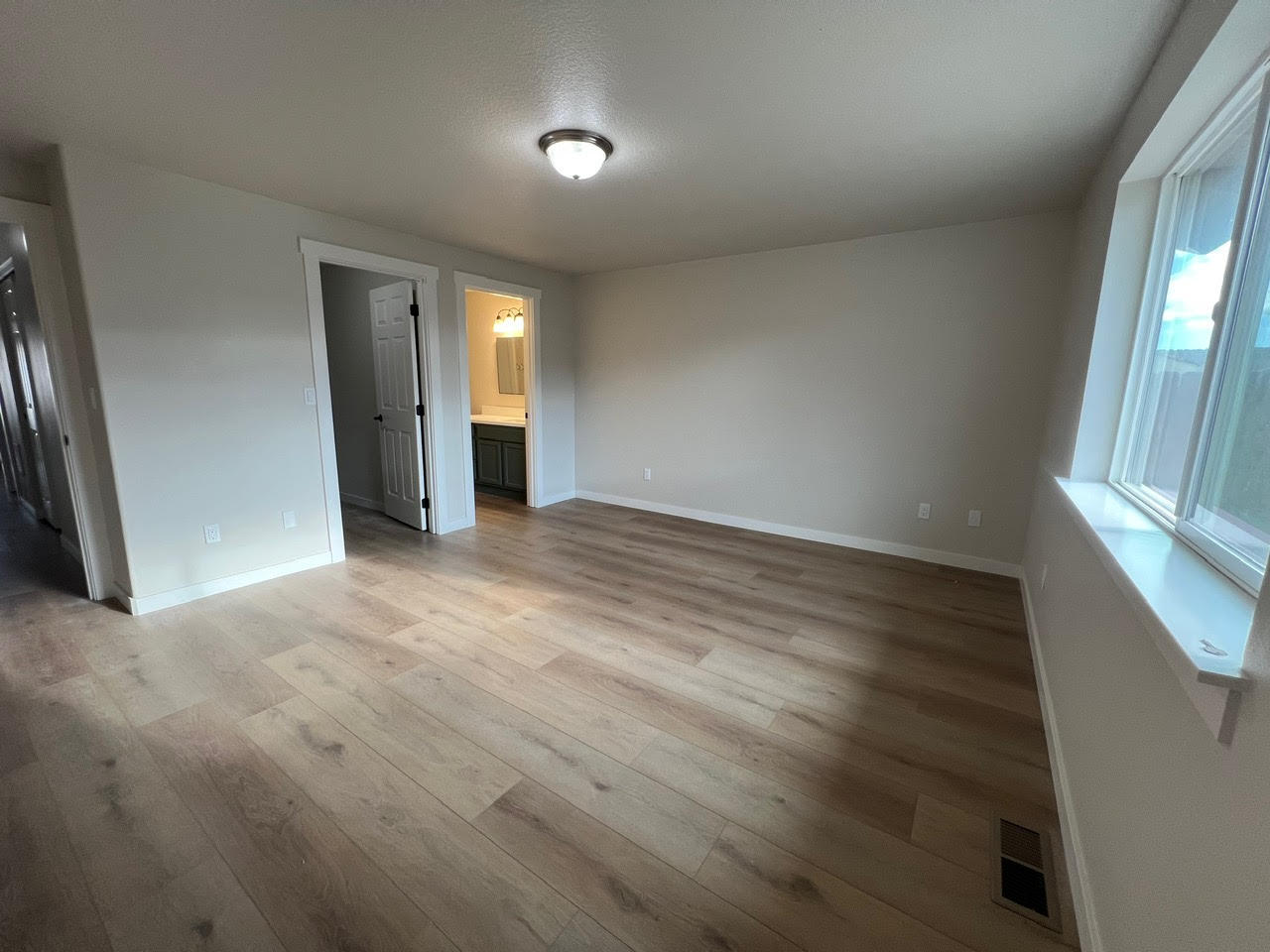 The Pines at Madras - Residential