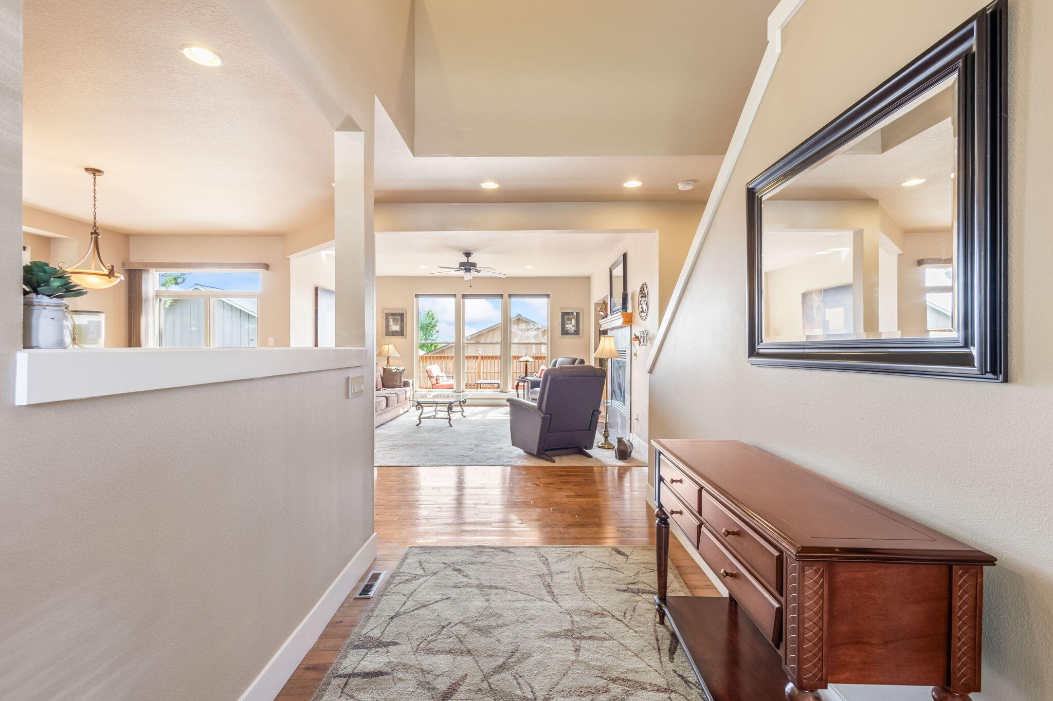 Kian Canyon - Residential
