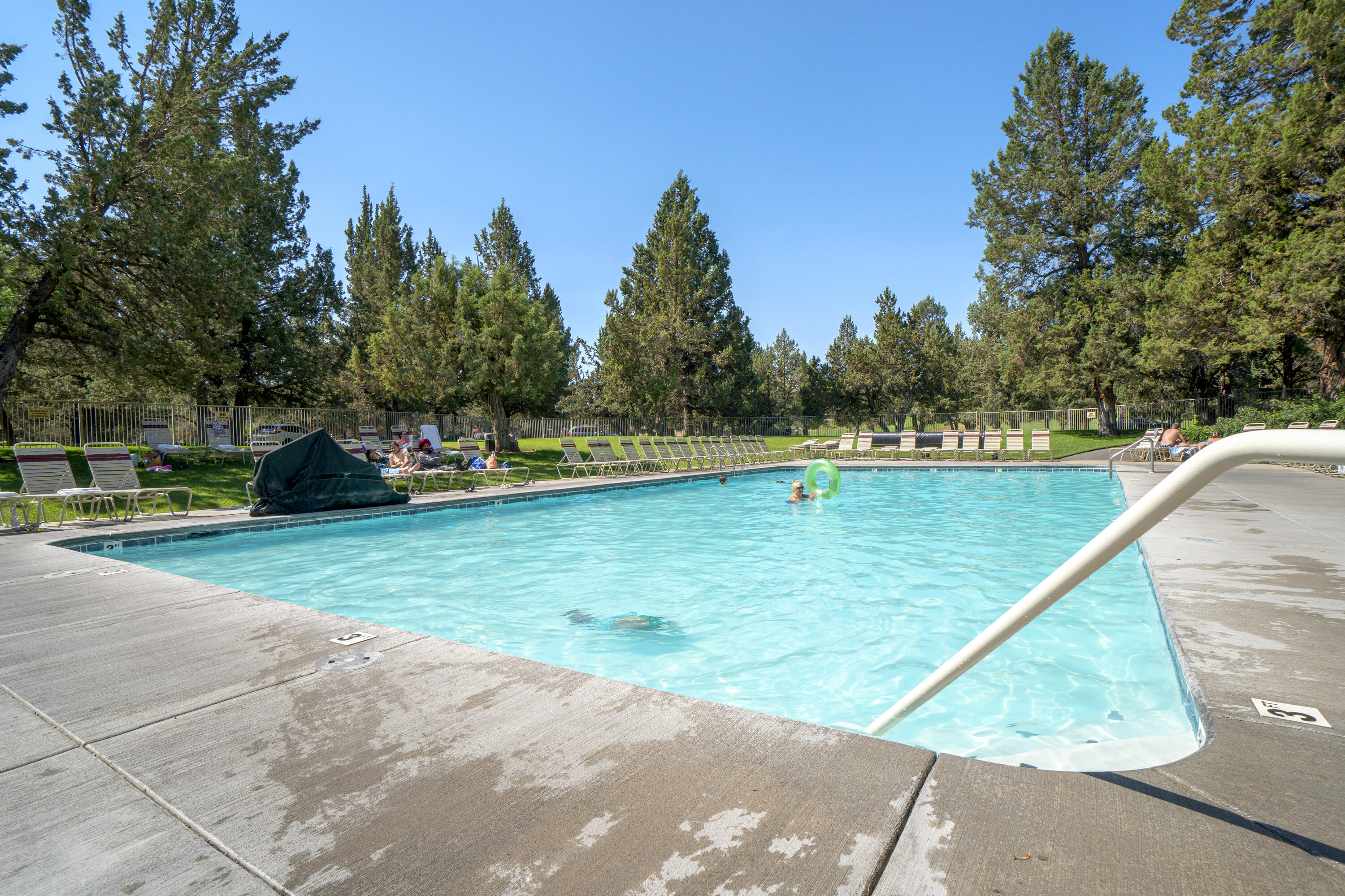 Eagle Crest - Residential