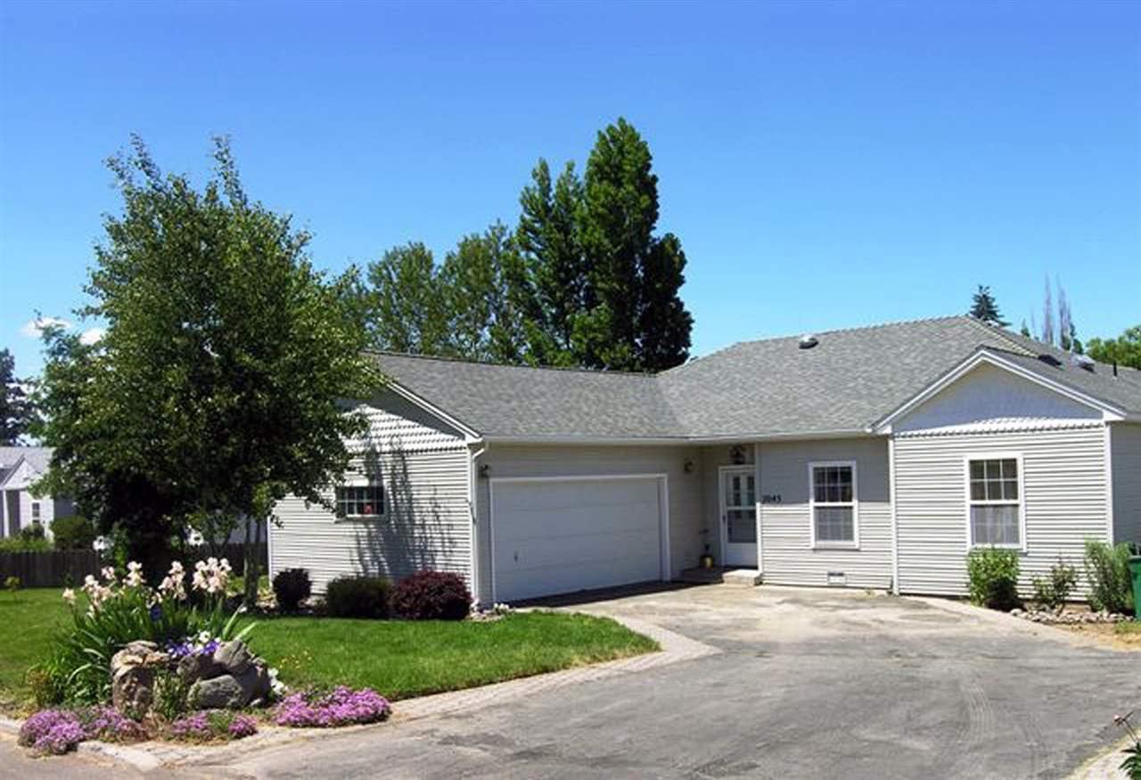 Very Nice Three Bedroom, Two Bath Home. Great Floor Plan With Large Living Room And Spacious Bedrooms. Home Features Oak Hardwoods Floors, Natural Gas F/A Heating With A/C, And Additional Pellet Stove For Second Source Of Heat. New Roof In 2014, Large Fenced Back Yard With Deck, Fruit Trees, And Garden Area. Property Is Located On A Dead End Street, And Very Close To Walking Trails.