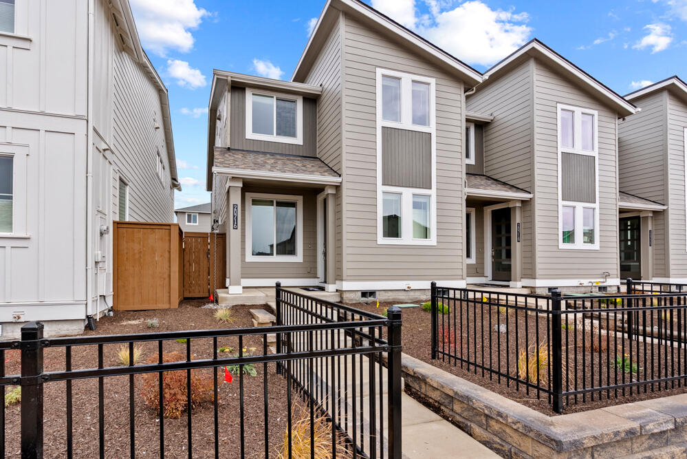 Easton - Residential