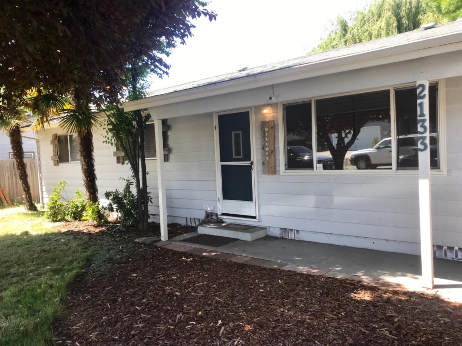 Charming cottage style home on a nice sized lot with a large backyard. Home features a comfortable living room with a gas fireplace, nicely sized kitchen and dining room. Off the dining room a slider leads to a covered deck to enjoy the shady backyard. Single car garage with workbench. Room for a small RV.