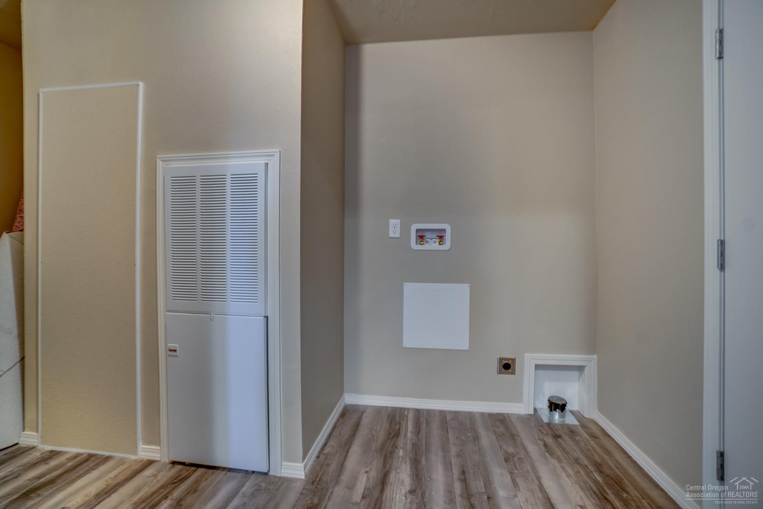 CLAJ - Residential