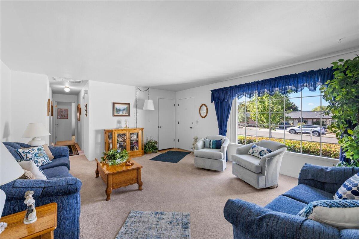Blossom Hill Terrace Unit No 1 - Residential
