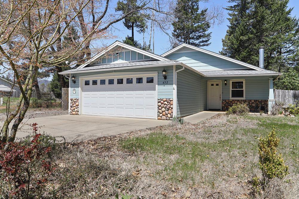 Nice Pacific Northwest Style home at the end of a Quiet Cul-de-sac. This 1224 Sq Ft home on .16 ac was built in 2008 and features 2 Large Bedrooms & 2 Baths. Spacious Great Room with Vaulted Ceilings and River Rock Fireplace. Nicely Updated kitchen with Lots of Cabinets, Stainless Appliances, Granite Counter Tops and French Doors to the Patio & Backyard. Large Primary Suite includes Walk-in Closet, on-suite bath & French Doors to the Patio. Good size 2nd Bath with Jacuzzi Tub. The Covered Patio in the backyard has space for friends & Family, as well as a Storage Shed close by. Out Front you'll find a Covered Front Porch and a 2 Car Attached Garage.