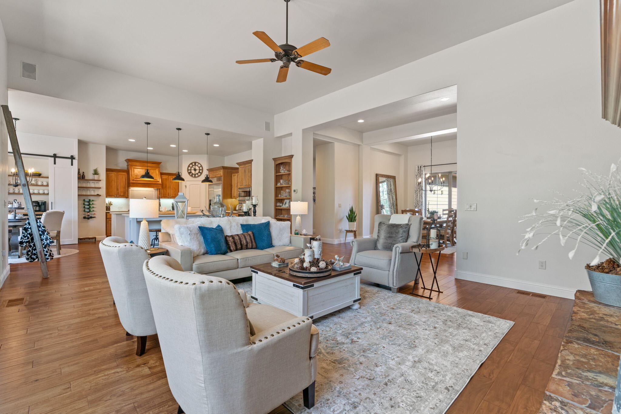 Eagle Crest - Residential