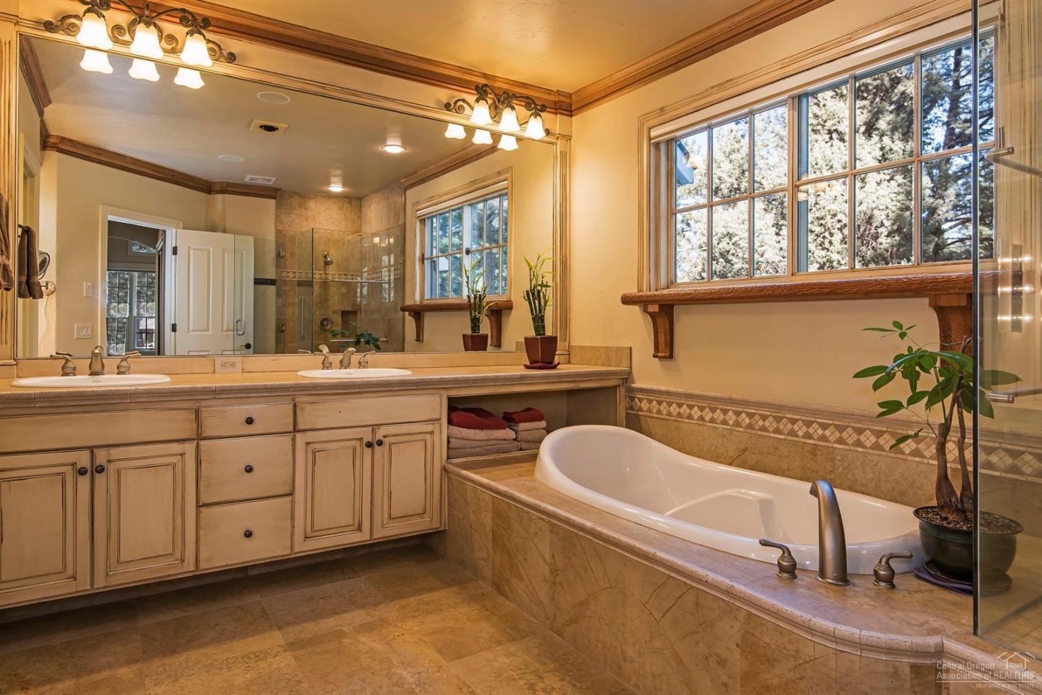 Aspen Lakes Golf Est - Residential