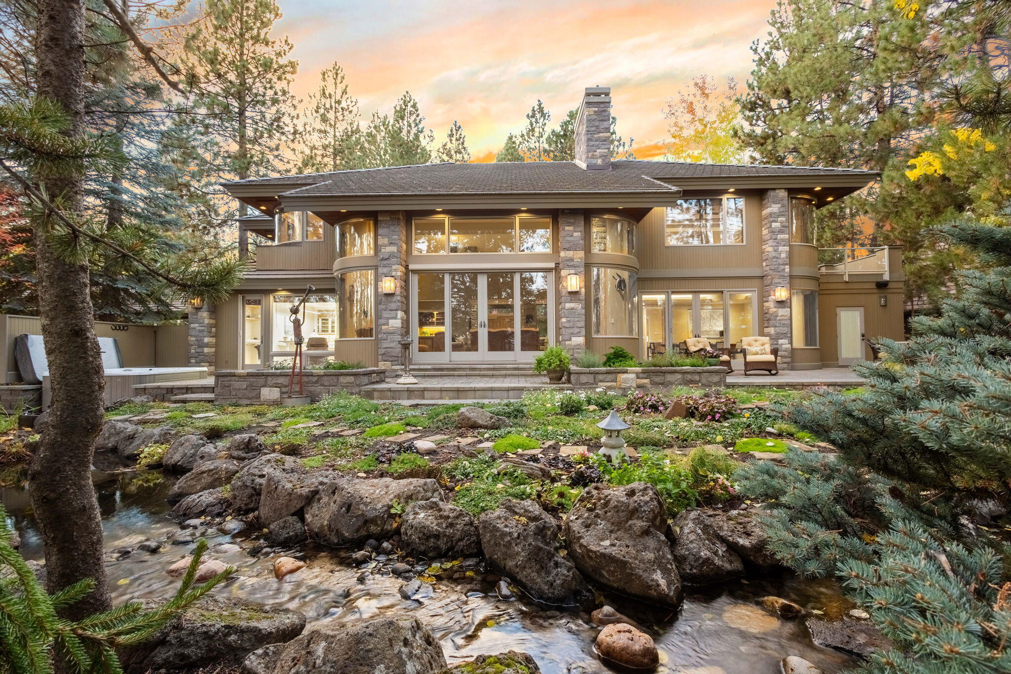 Broken Top - Residential