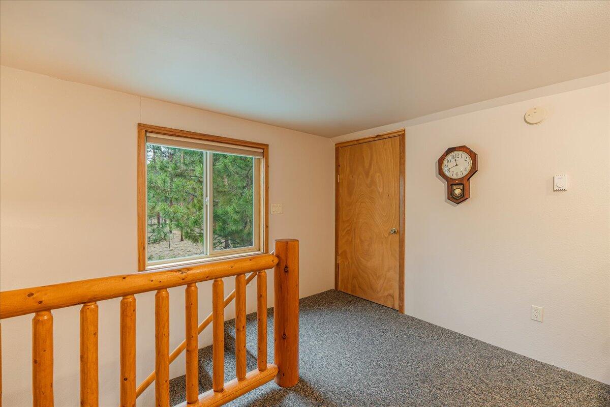 Wagon Trail Acreages - Residential