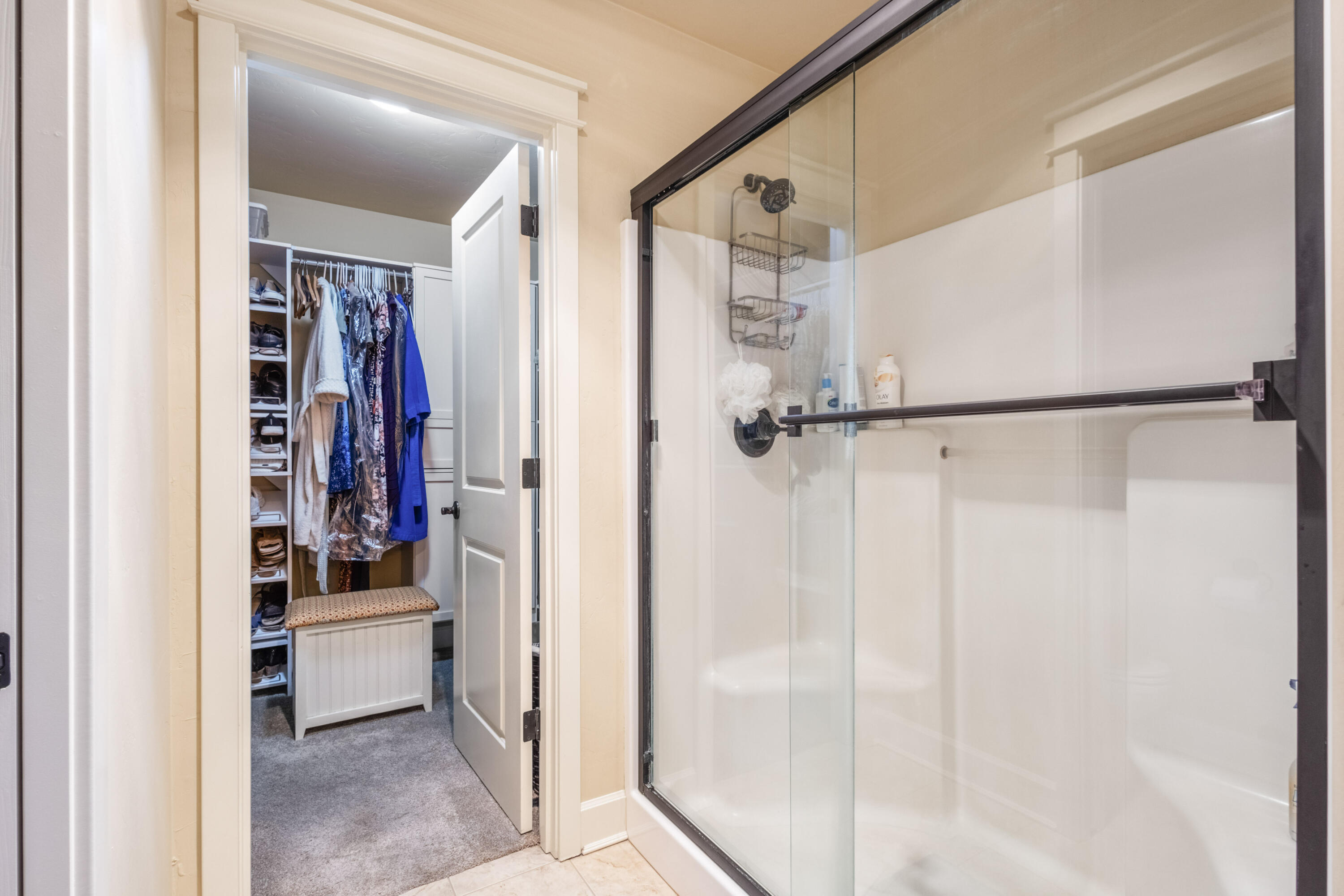 SaddleStone - Residential