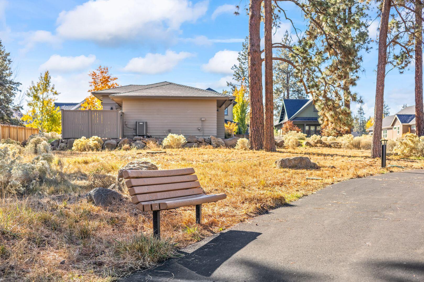 SaddleStone - Residential