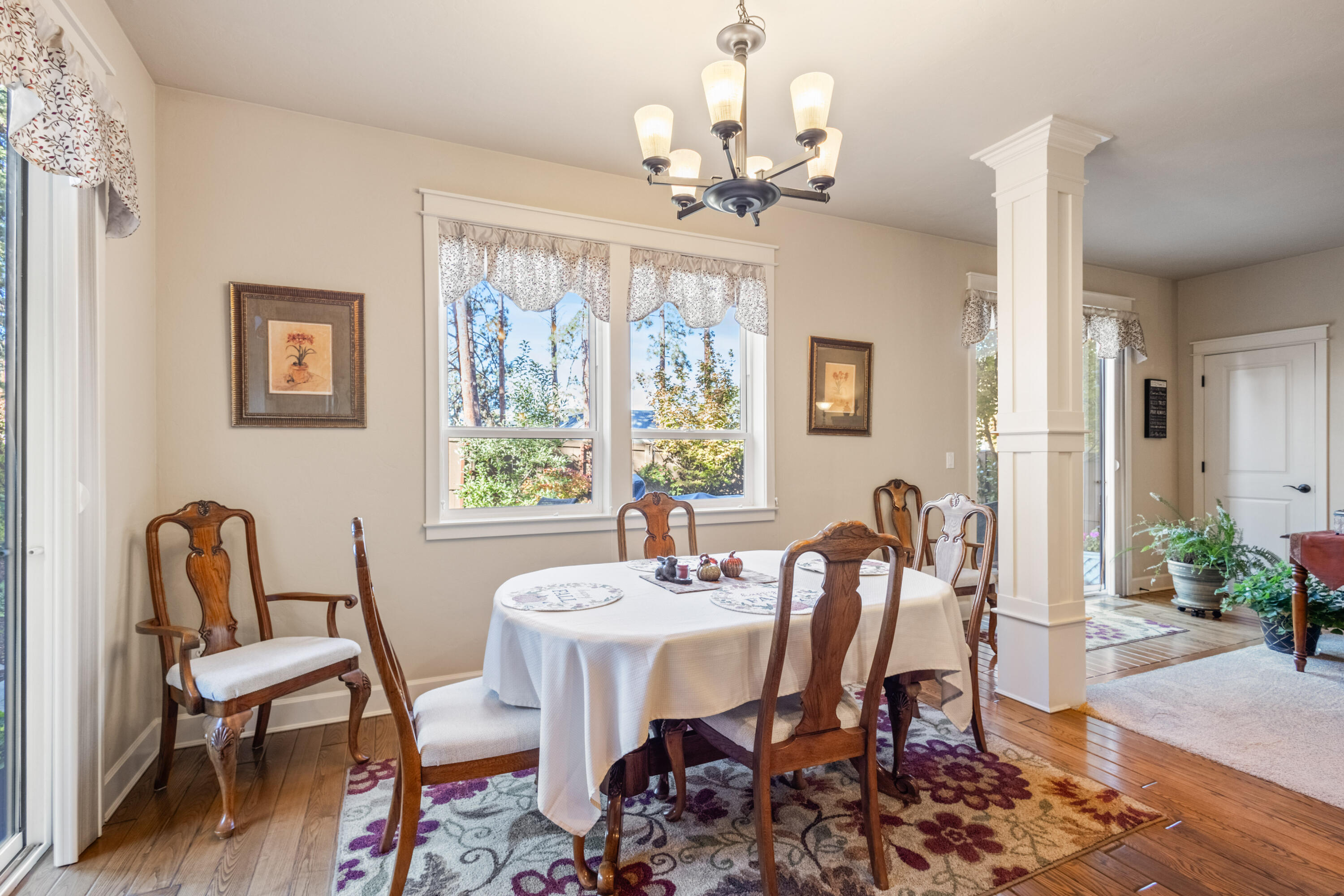 SaddleStone - Residential