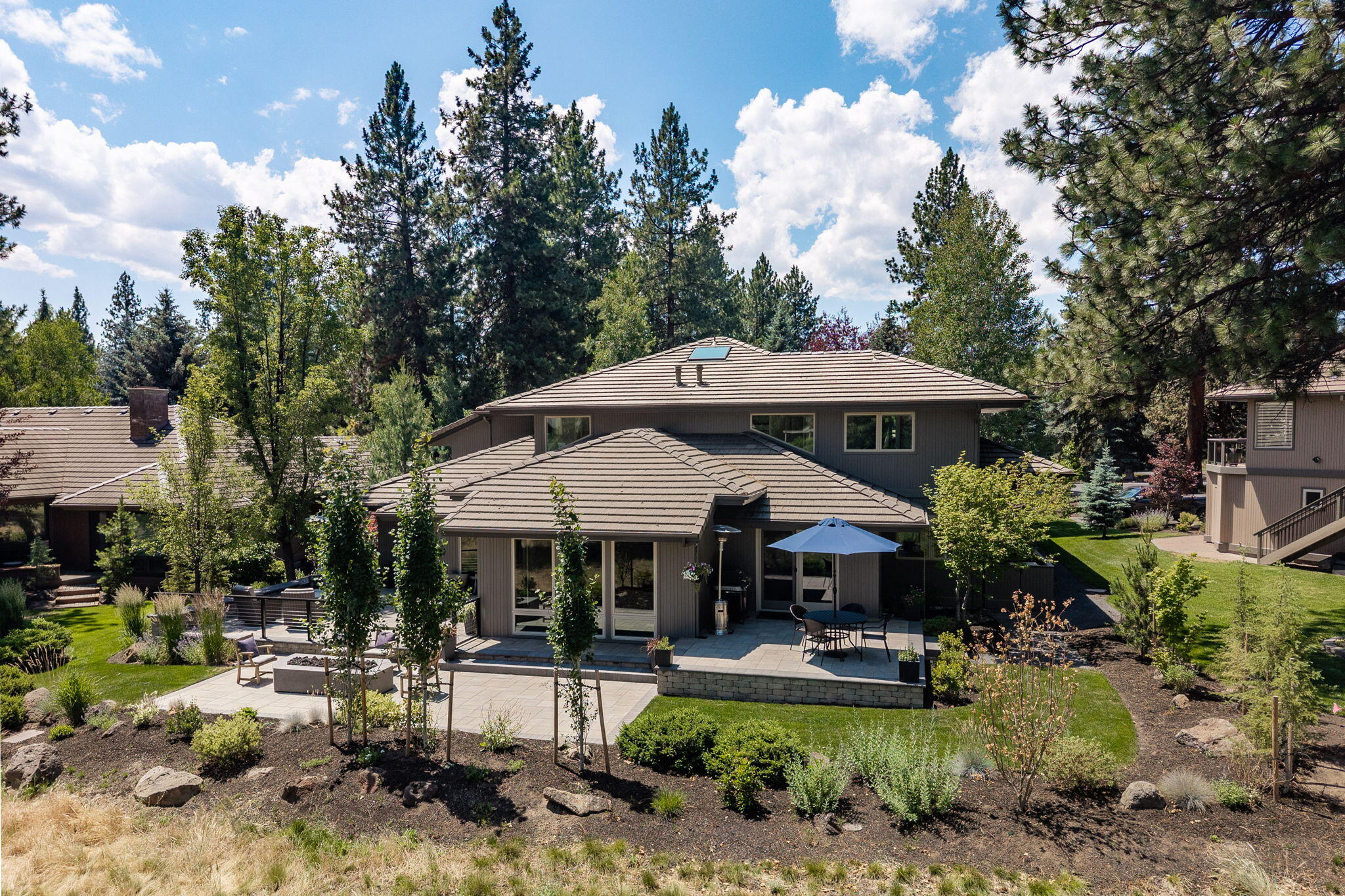 Broken Top - Residential