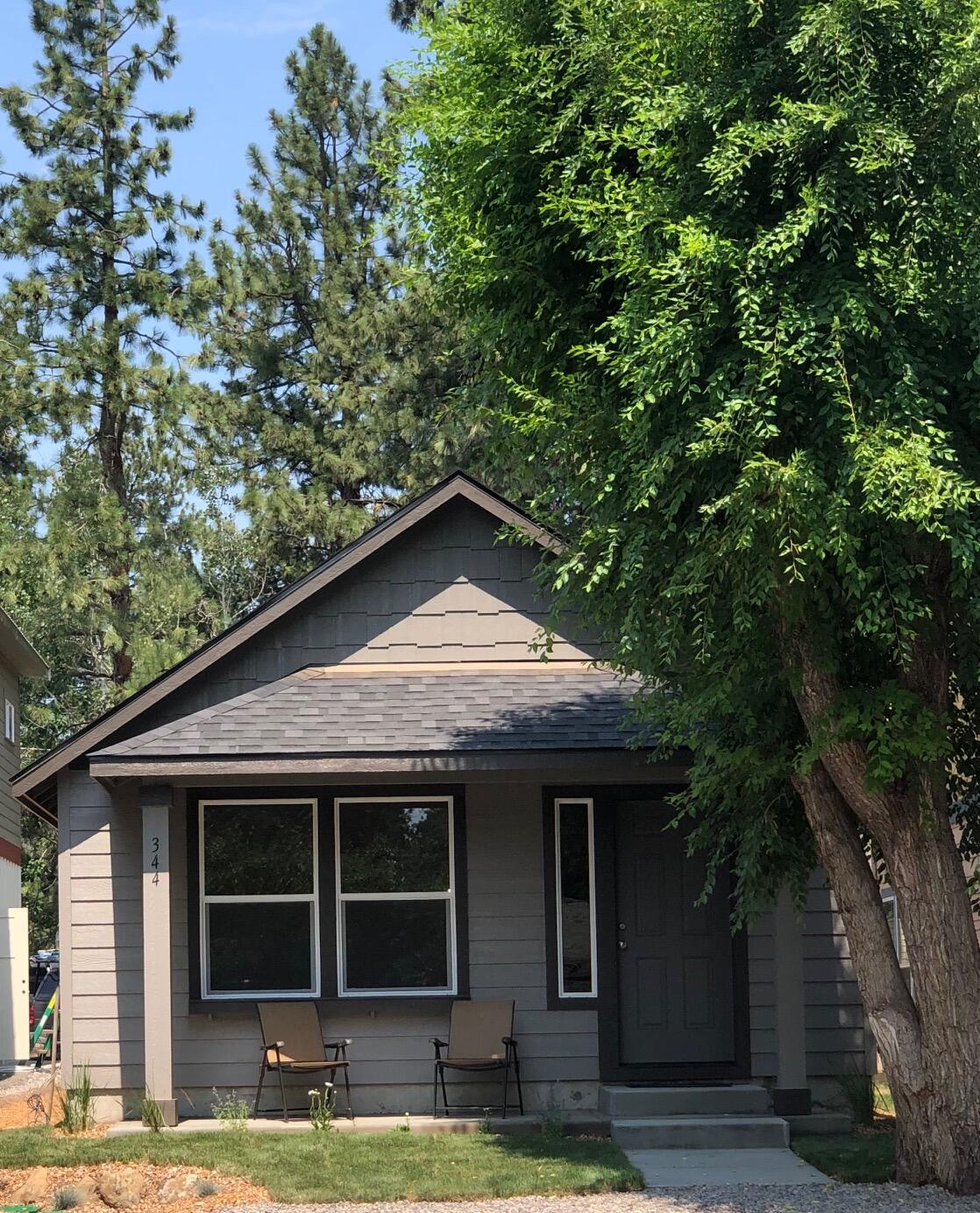 Excellent down town location, walking distance to great restaurants and shops.
New construction, two bedroom two bath
Large laundry with storage. Complete
Landscaping with under ground sprinkler system. Up graded interior, refrigerator is
Included. Covered rear porch, perfect for
out door barbecues.