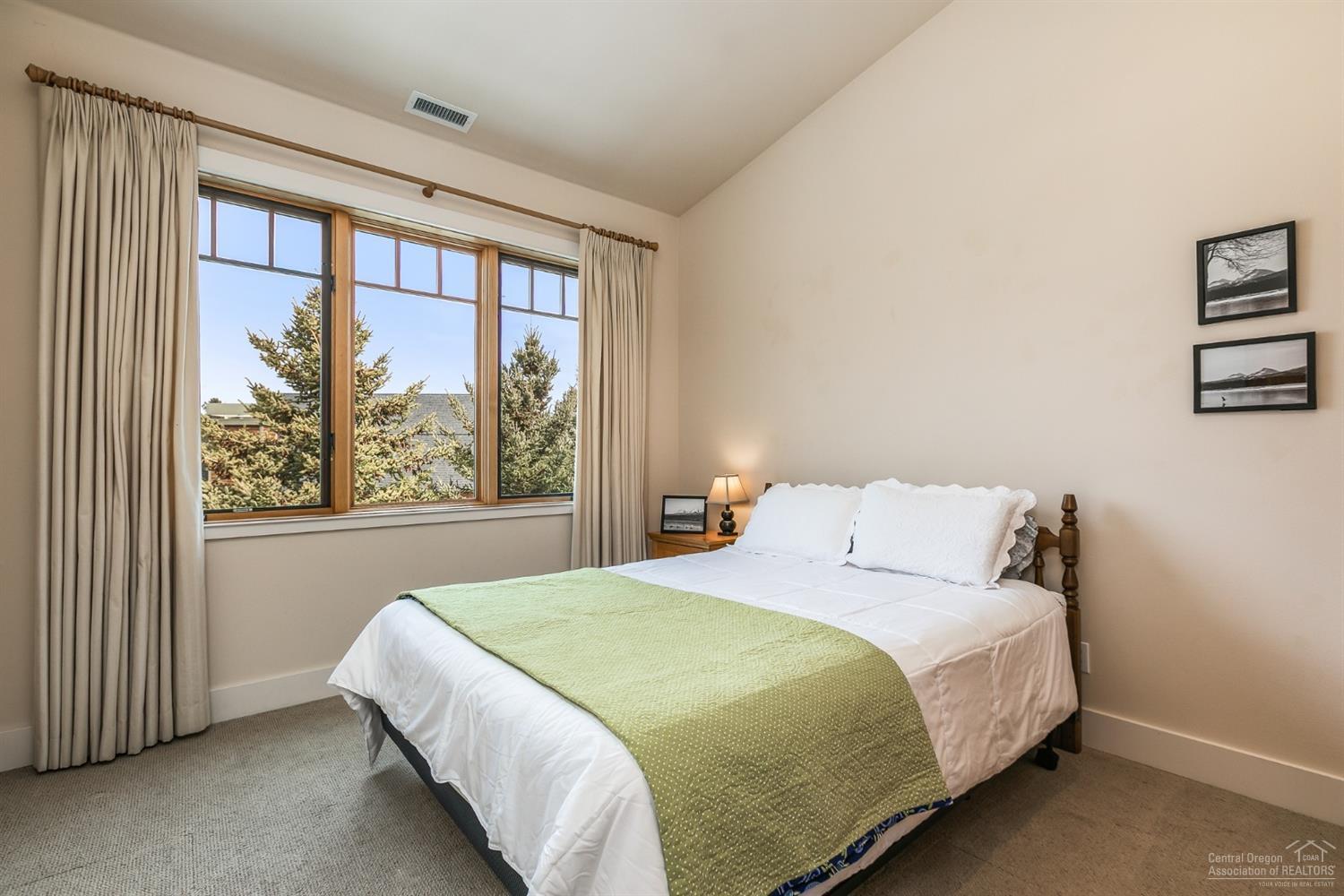 Pine Meadow Vill - Residential