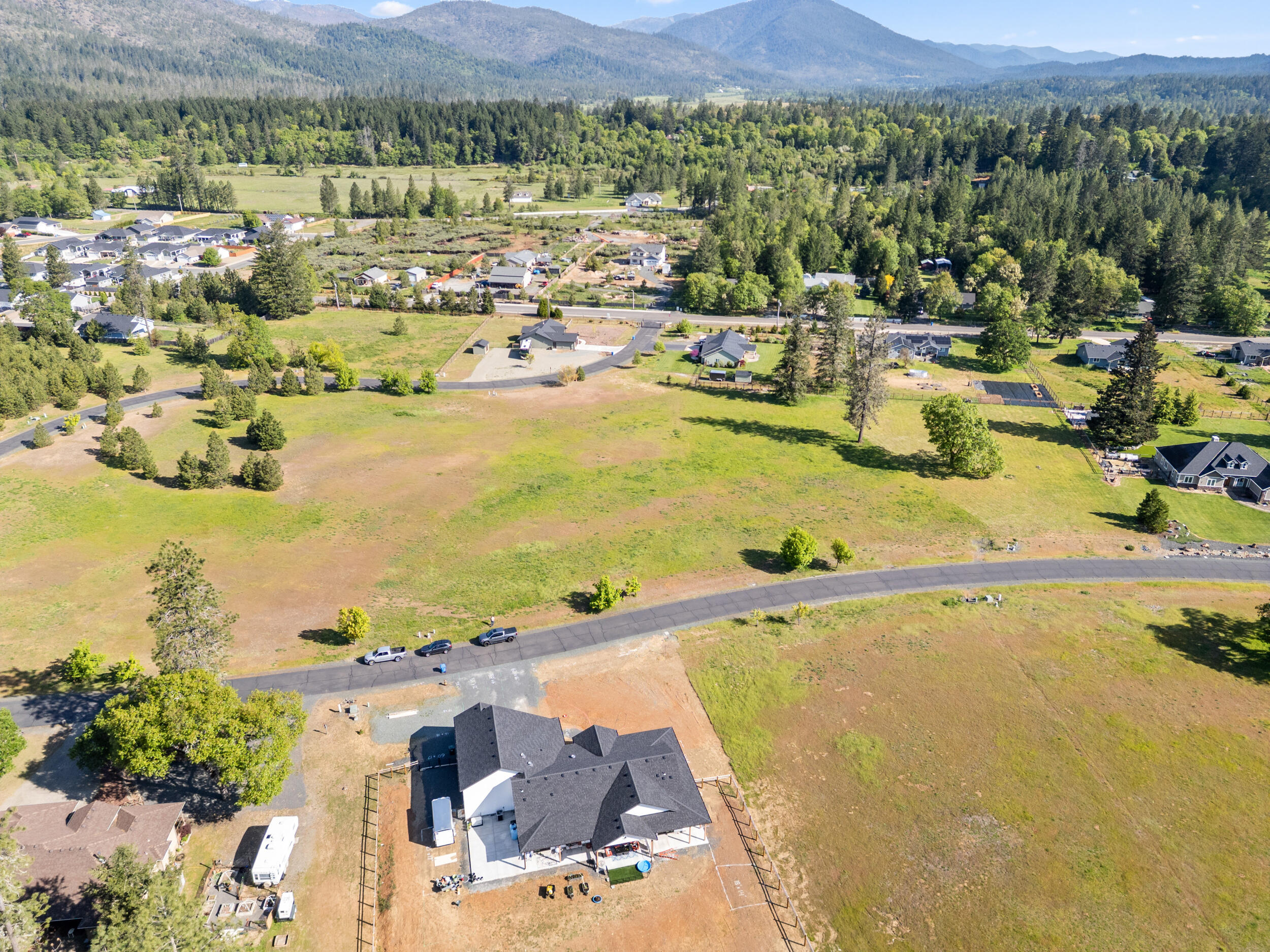 Illinois River Estates - Land