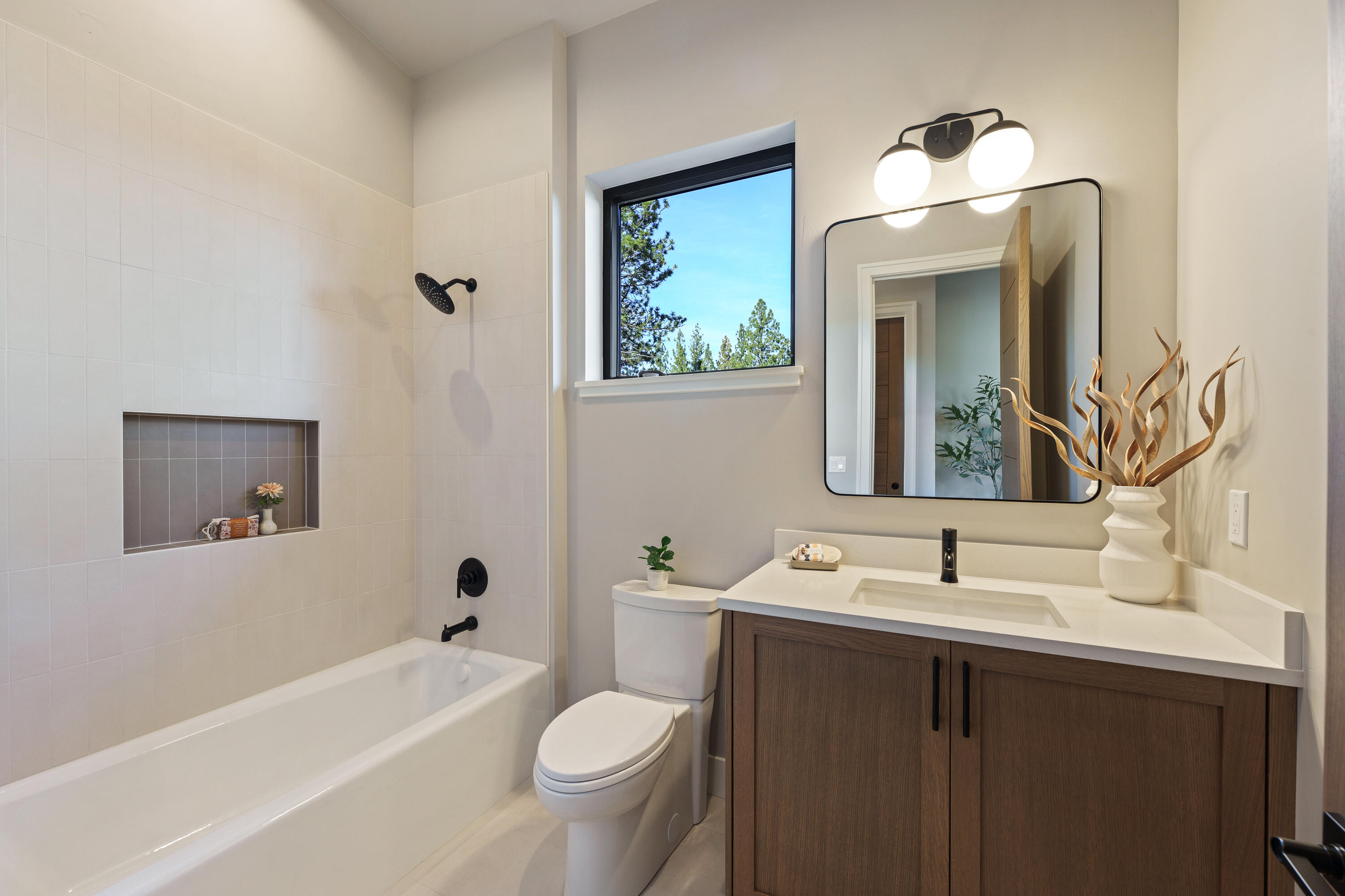 Discovery West Phase 6 & 7 - Residential
