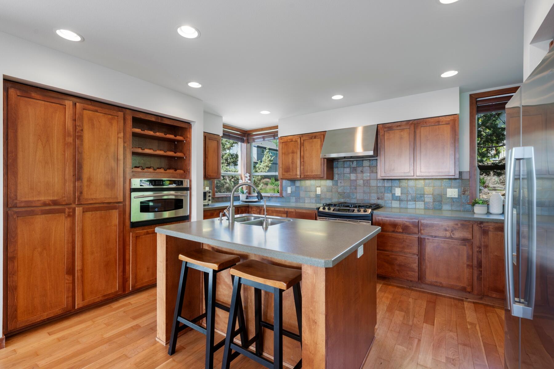 Eagle Crest - Residential